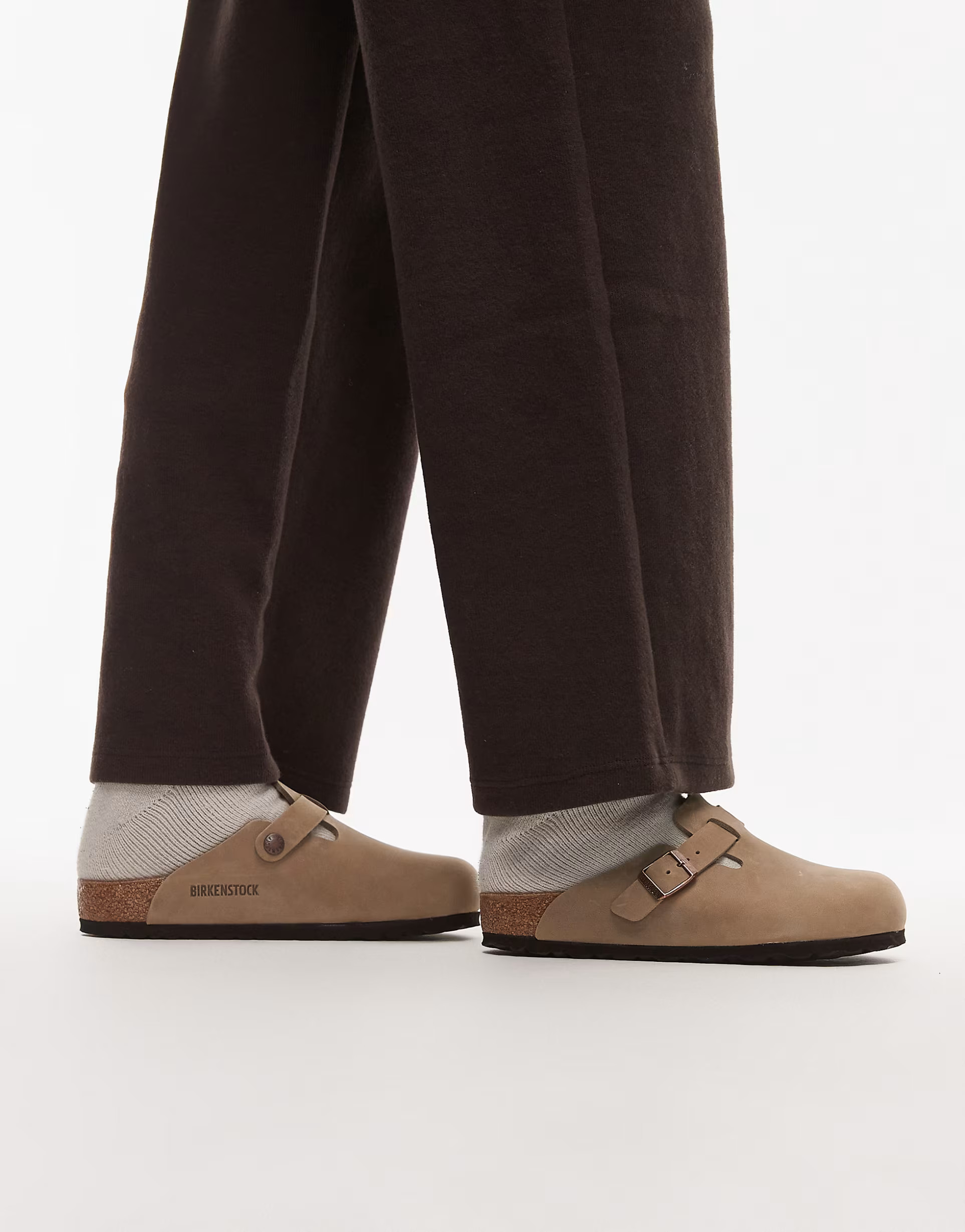 Birkenstock unisex Boston clogs in tobacco oiled leather | ASOS | ASOS (Global)