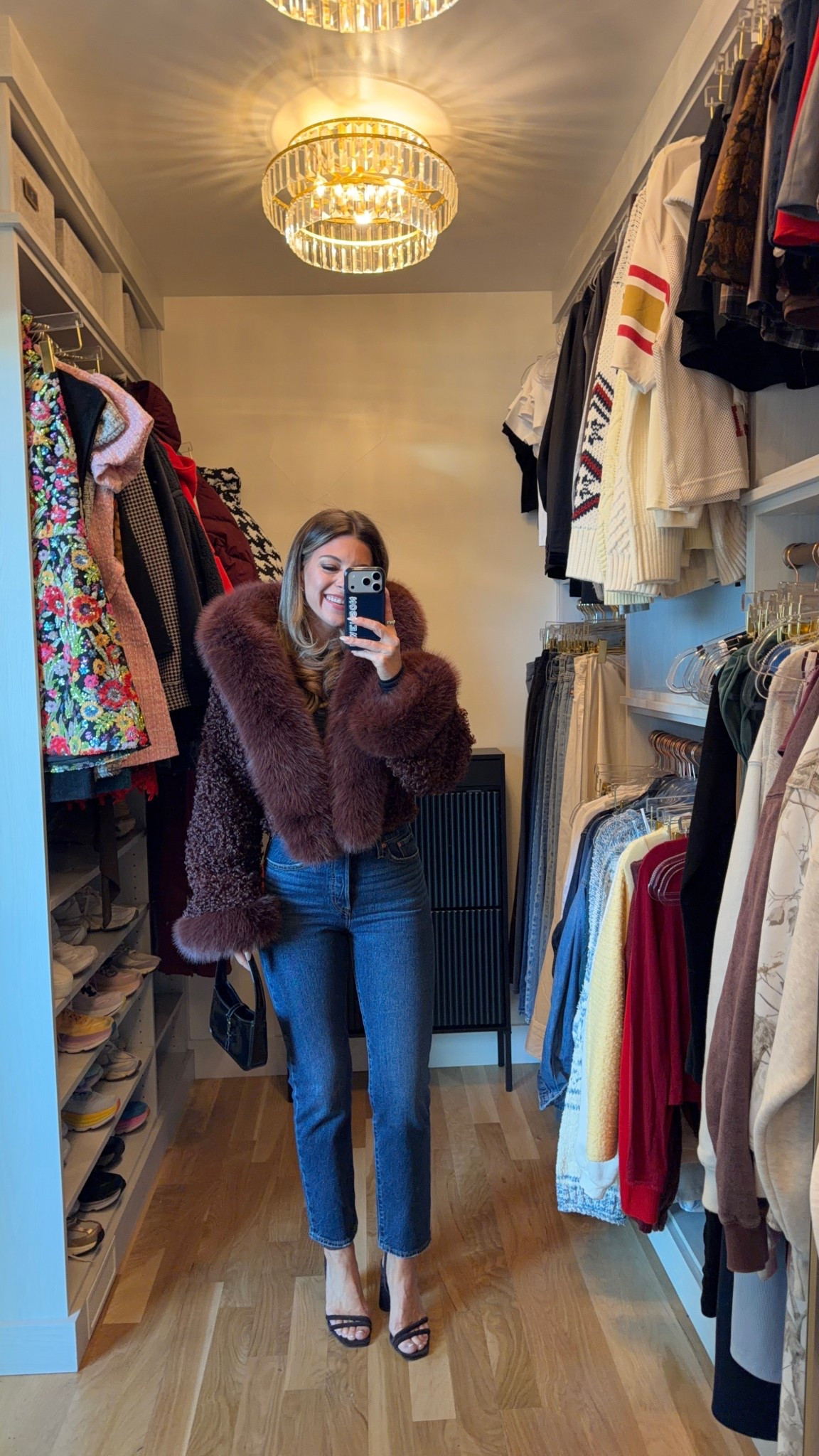 Levi's denim paired with faux fur coat perfect winter outfit 

Wearing 24 in jeans small top

Causal everyday
Denim jeans
Winter look
Shopping
Lunch date
Workwear
Faux fur coat


#LTKSeasonal #LTKootd #LTKdayinmylife