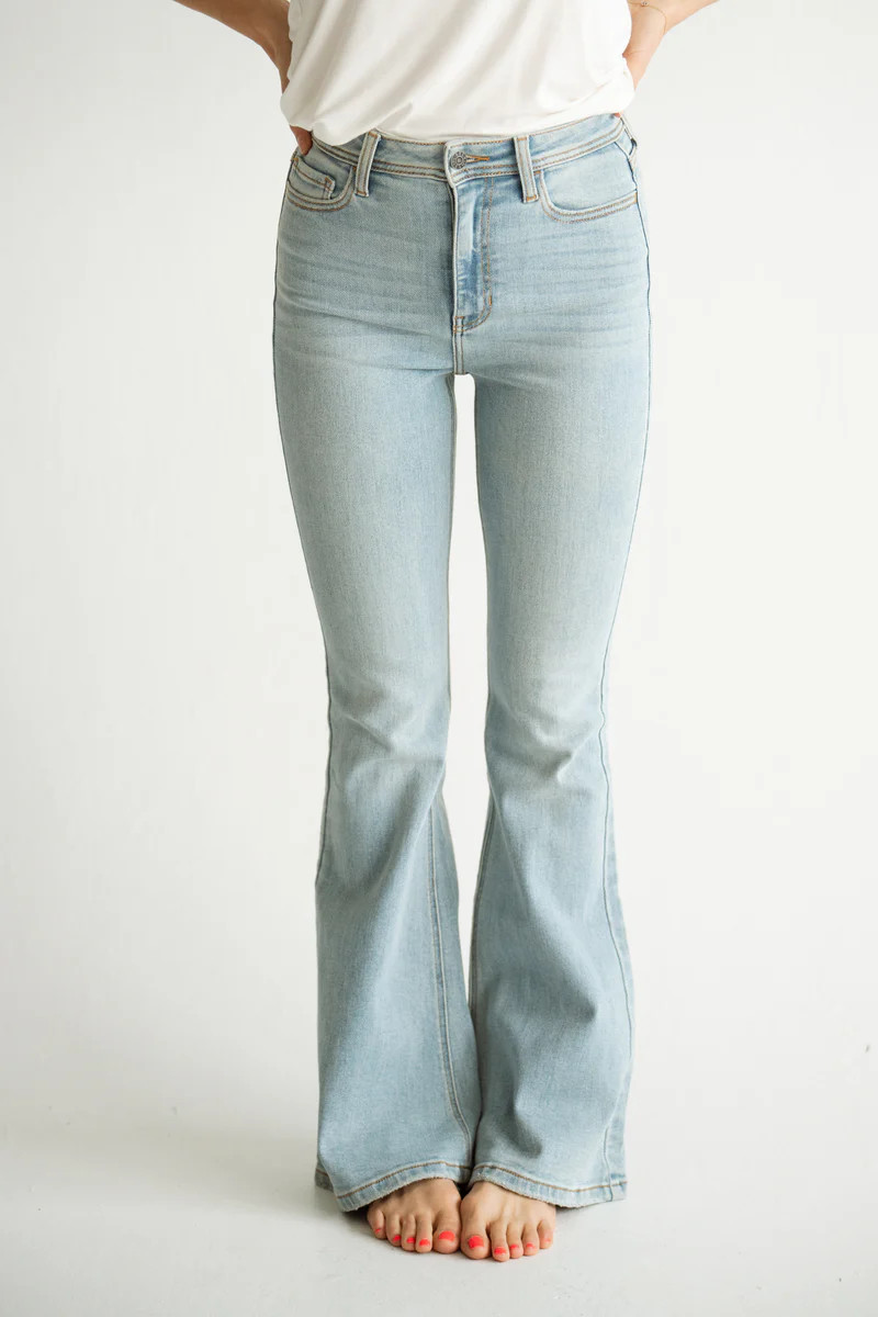 Austin Flare Jeans | Carly Jean Los Angeles
