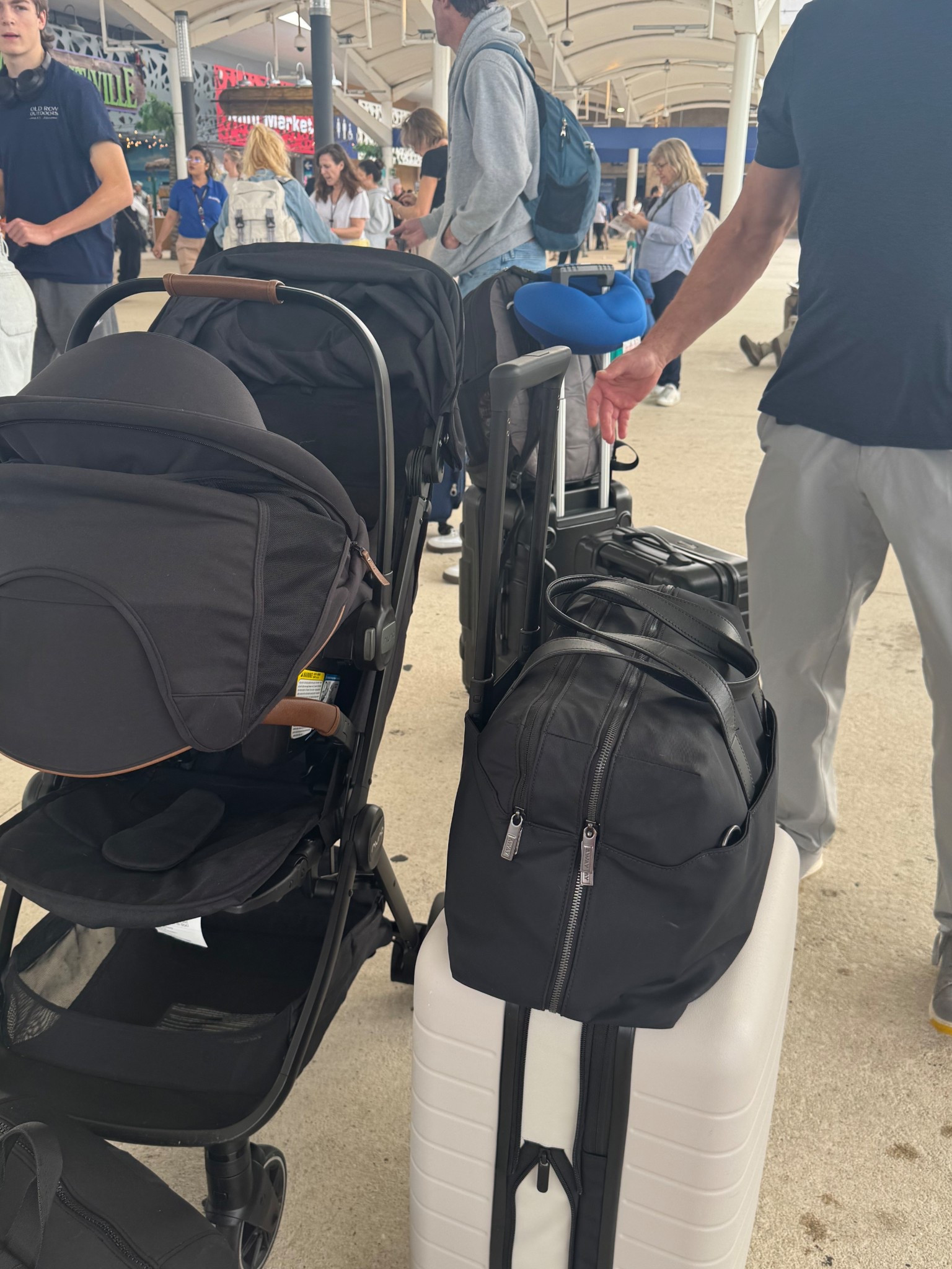 My travel set up with a baby 👶🏻✈️

#LTKBaby #LTKTravel #LTKFamily