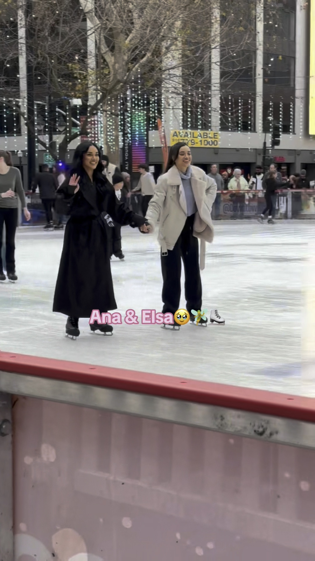 Come Ice Skating with me🥹💖 i just finished reading Icebreaker & this made me feel like a cutie ginger skater girl who dates a hockey player in Maple Hills💅

#LTKWatchNow #LTKSeasonal #LTKStyleTip