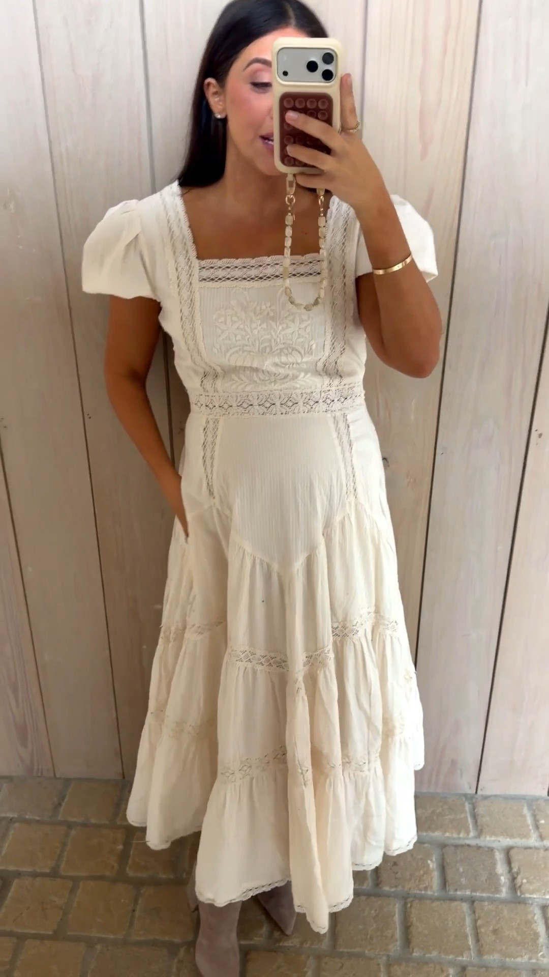 Dress: medium 

Abercrombie, Abercrombie dress, A&F, white dress, winter dress, bump friendly, Nashville, Dede Raad, dress up buttercupp

#LTKBump #LTKFindsUnder100