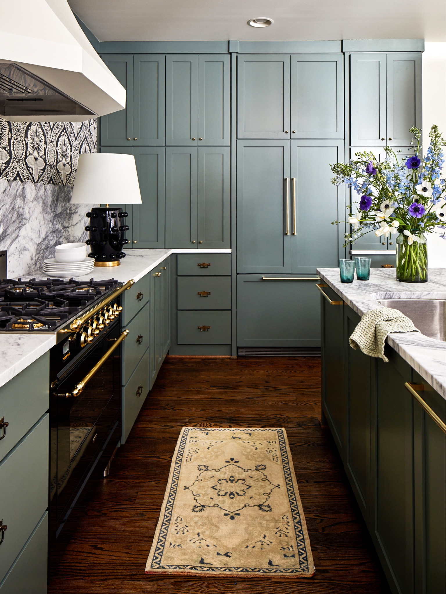 Green kitchens are having their moment and we are loving it! Green smoke no.47 

#LTKhome