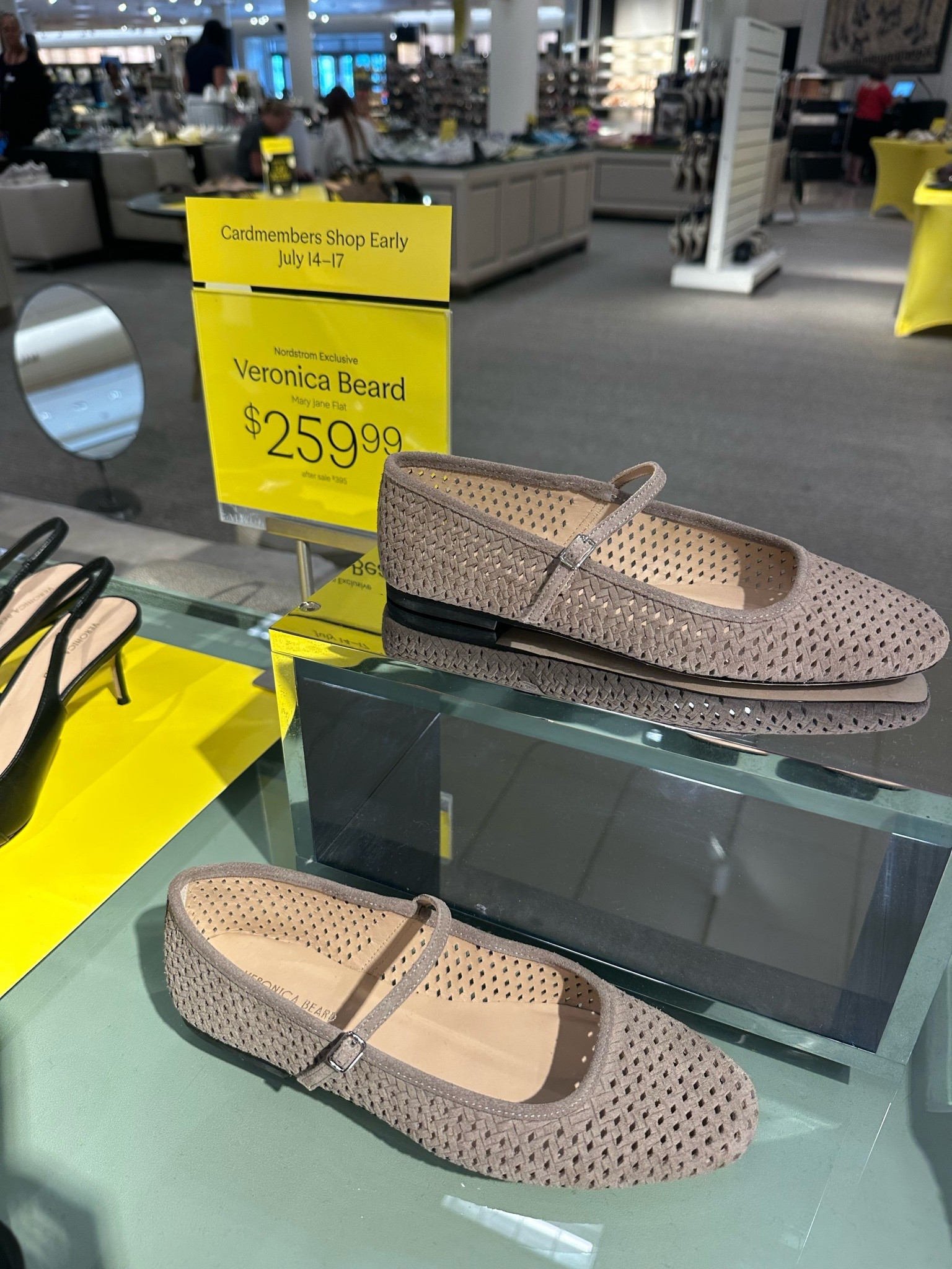 Nordstrom Anniversary Sale
NSale

Ballet flats
