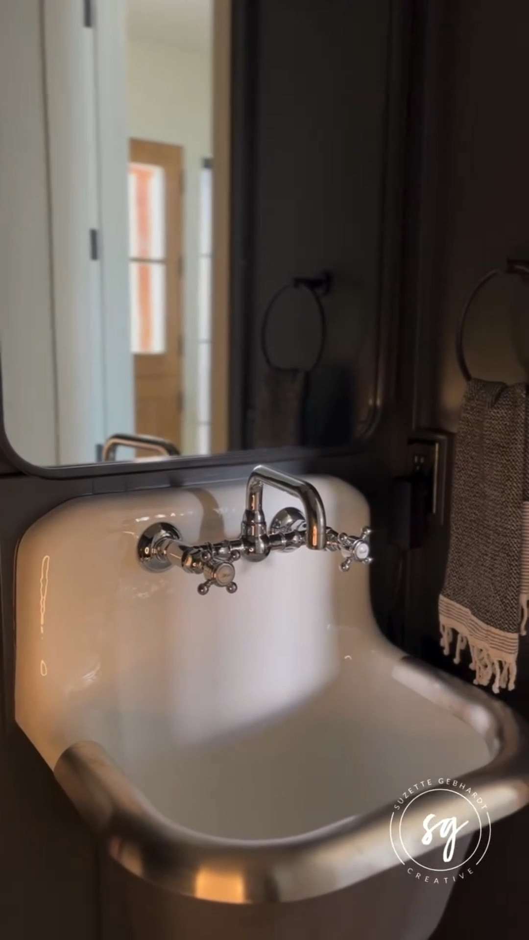 3 Ways To Freshen Up Your Powder Bath:

- Add a wall mount soap pump with a pretty bottle
- Hang a textured Turkish hand towel in a seasonal color
- Light a candle in your signature scent (mine is Volcano by Capri Blue🤍).

#powderbath #blackbathroomdecor #bathroomstyling #fallinteriors #smallspacedesign