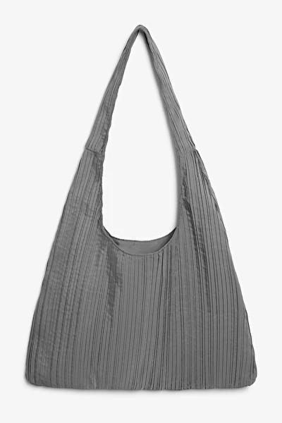 Structured slouchy shoulder bag | Monki