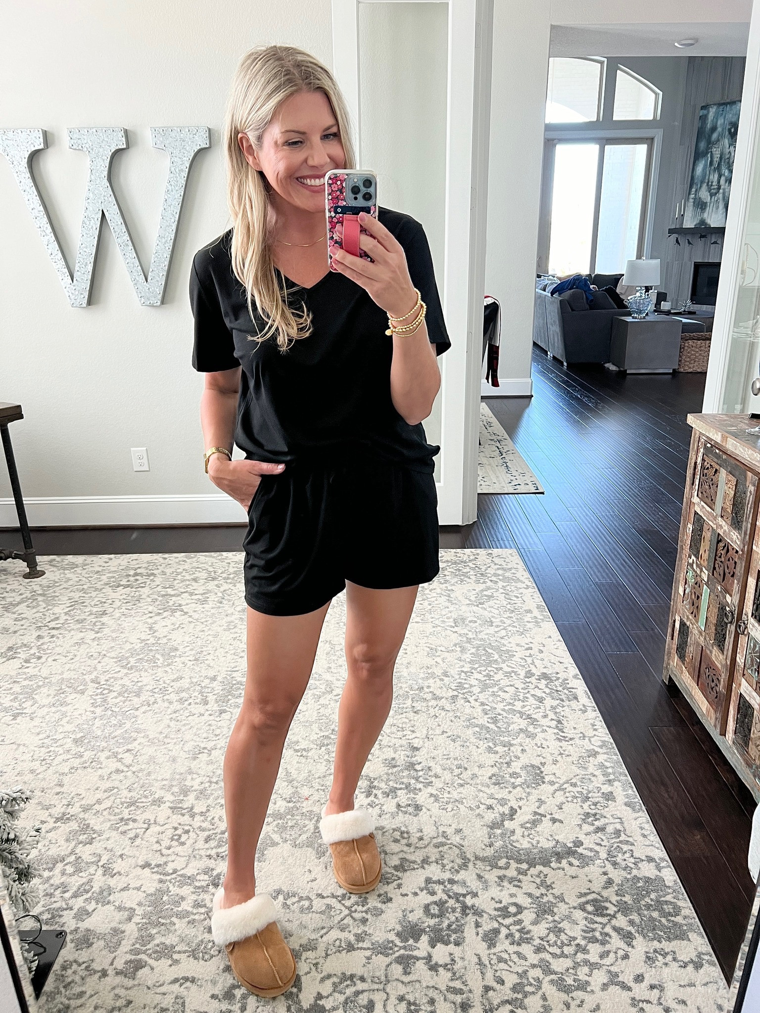 Fall loungewear look Fashion blog fashion blogger trendy fashion finds trendy fashion favorites trendy lounge sets fall loungewear look casual fall closet basics fall loungewear ideas trendy fall sweater sets amazon fashion amazon fashion favorites

#LTKstyletip #LTKU