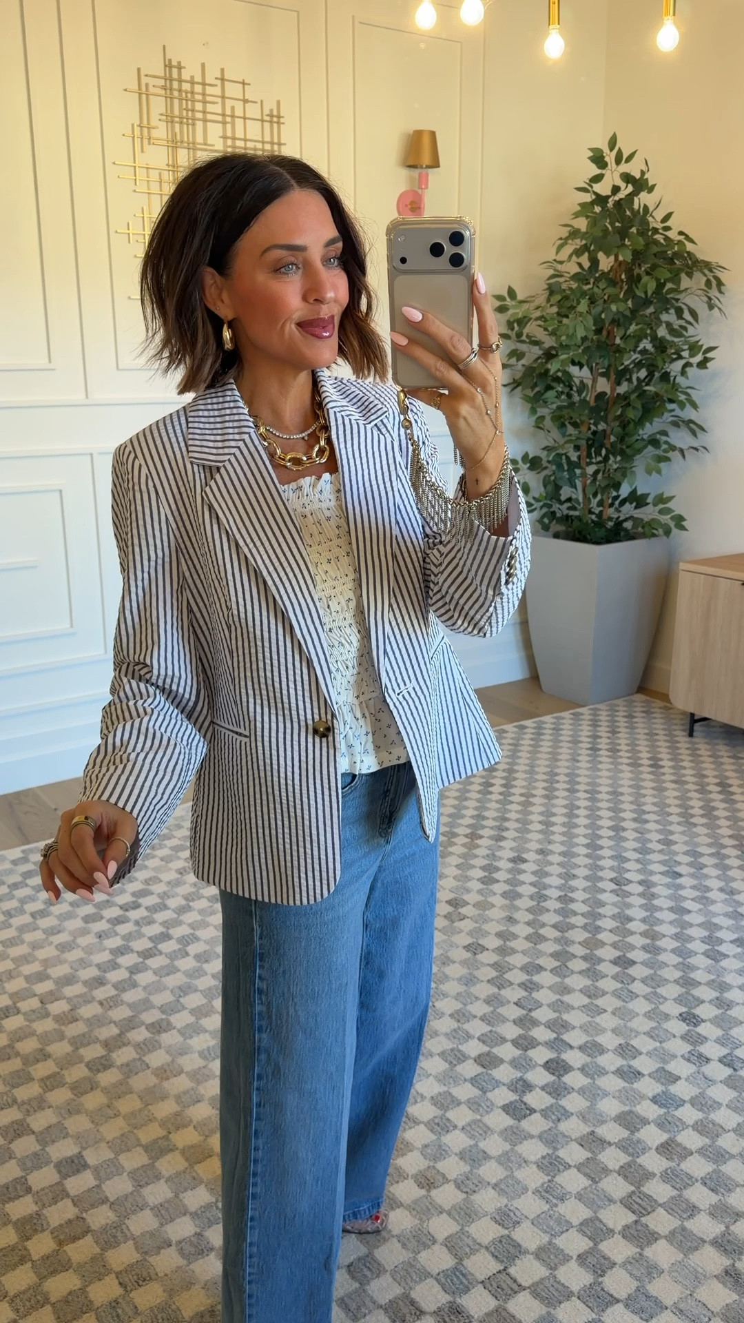 Walmart Spring Haul
Yellow top & sweater - size M
Ruched tank - size S
Blazer - size M
Denim Jacket - size L (sized up)
Dresses - size S
Jeans - size 4 


#LTKSeasonal #LTKootd #LTKFestival