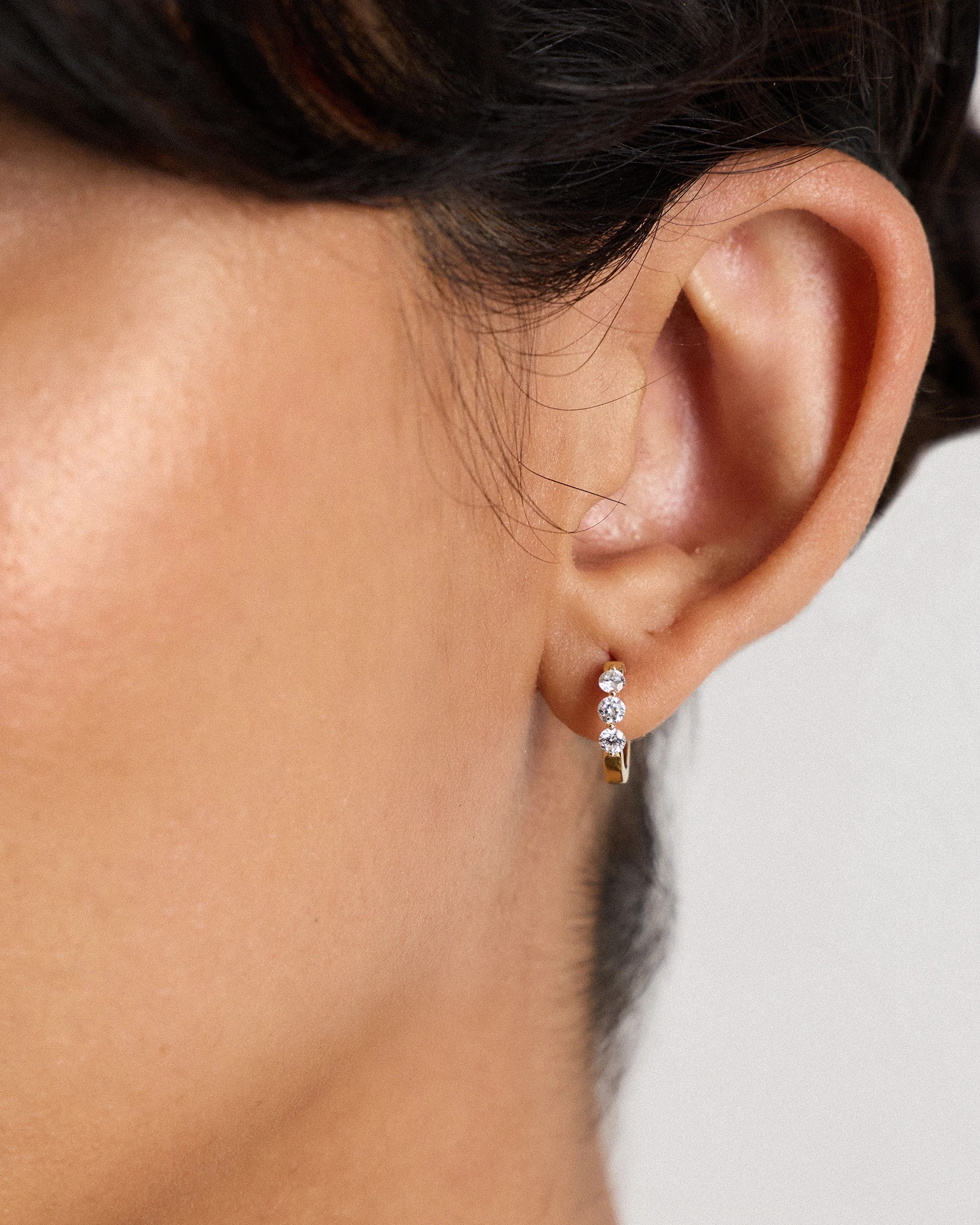 14K Gold Lab Grown Diamond Shared Prong Huggie | Quince