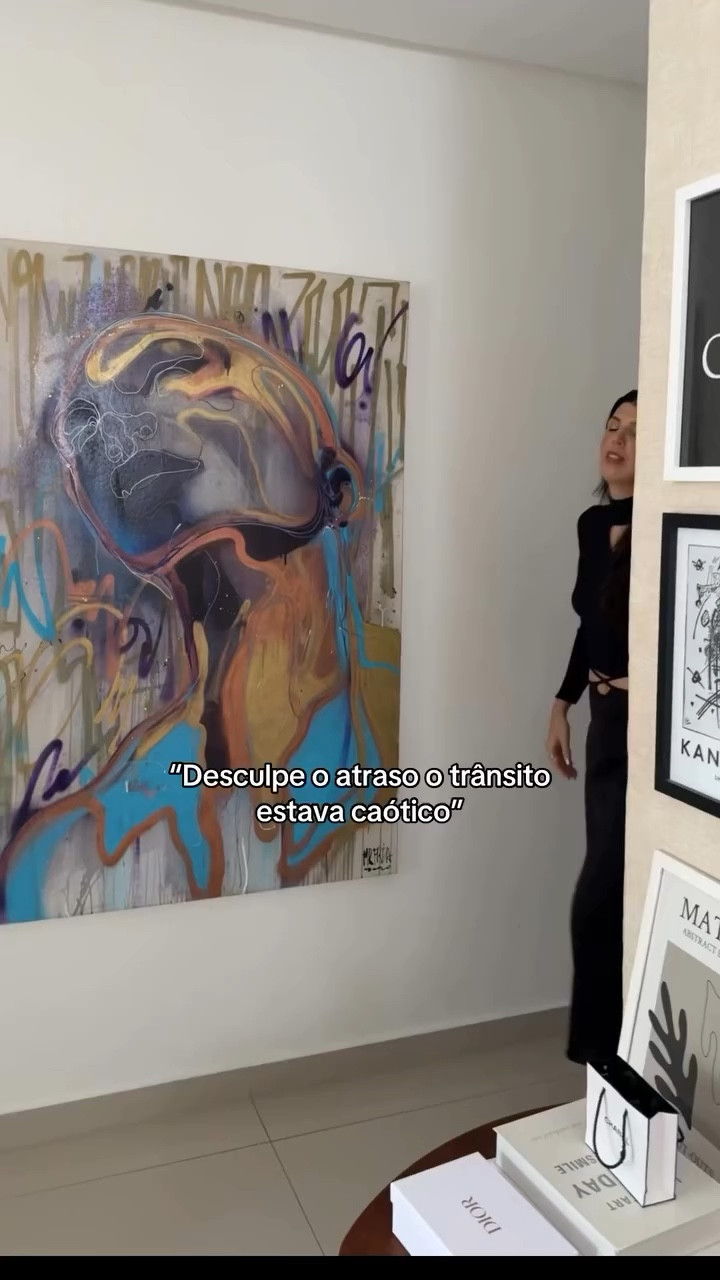 Garotas sempre atrasadas por causa do trânsito 😆😆✨✨
.
.
.
.
.
.
.
.
.
.
.
#girlythings #ootdfashion #girlygirly #moda #fashionstyle #ootd #lookdodia #outfit #fashiongirl #make #dailylook #dailyinspiration #grwm