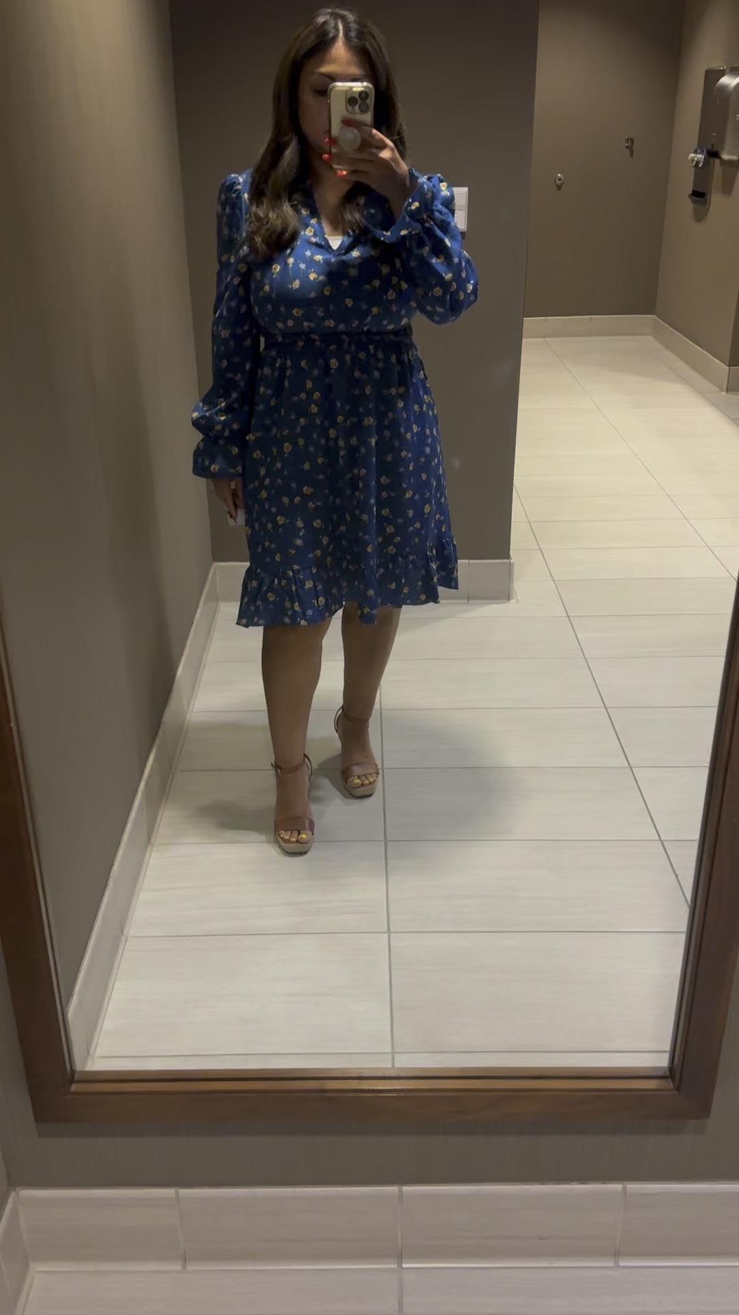 Cute flowy summer dress for the office 

#LTKOver40 #LTKWorkwear #LTKSeasonal
