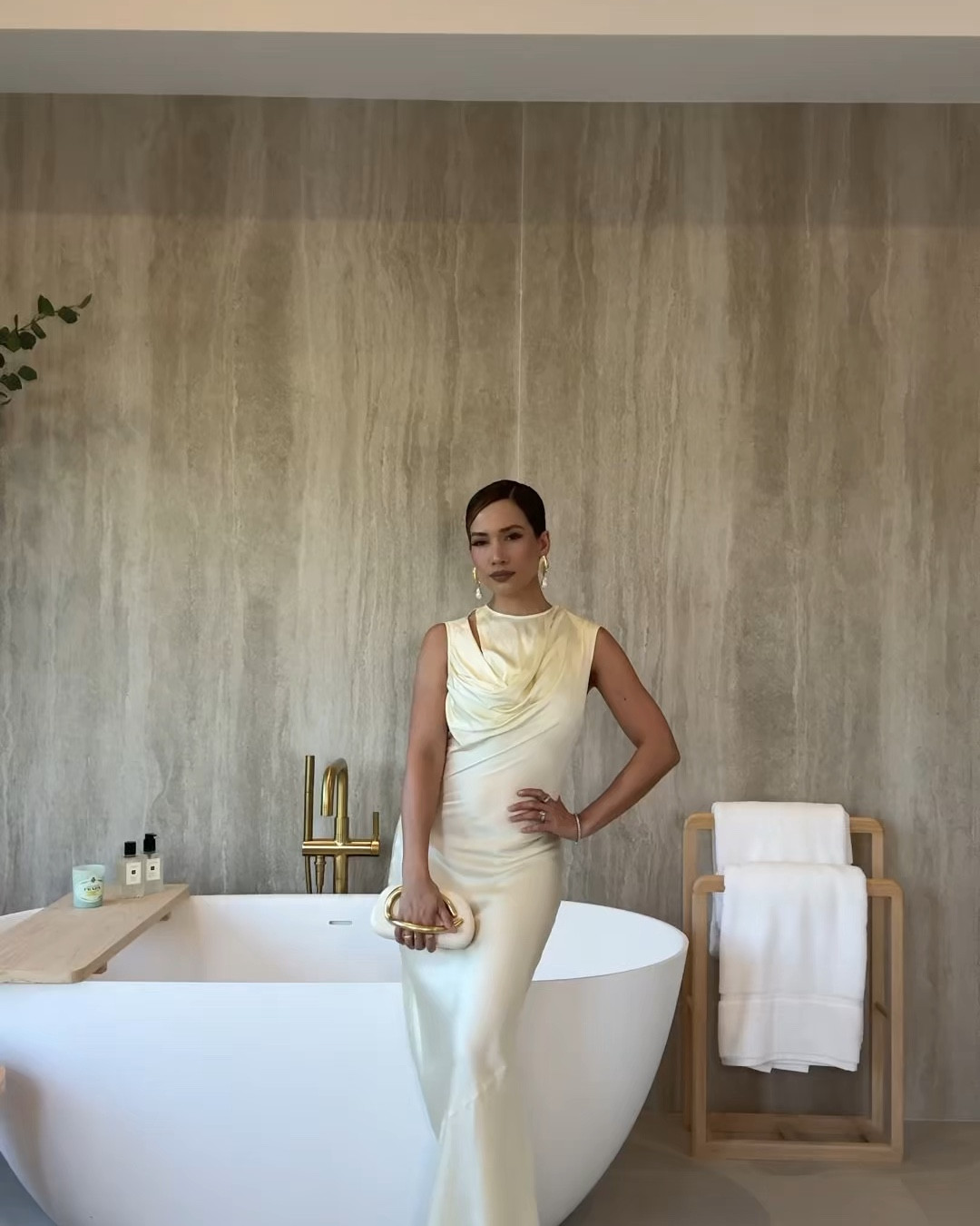 My NARS makeup line up for the summer ☀️ Everything you need to get that beachy bronzy coral look 🪸🐚

Linked my dress too! 

#LTKBeauty #LTKStyleTip #LTKSeasonal