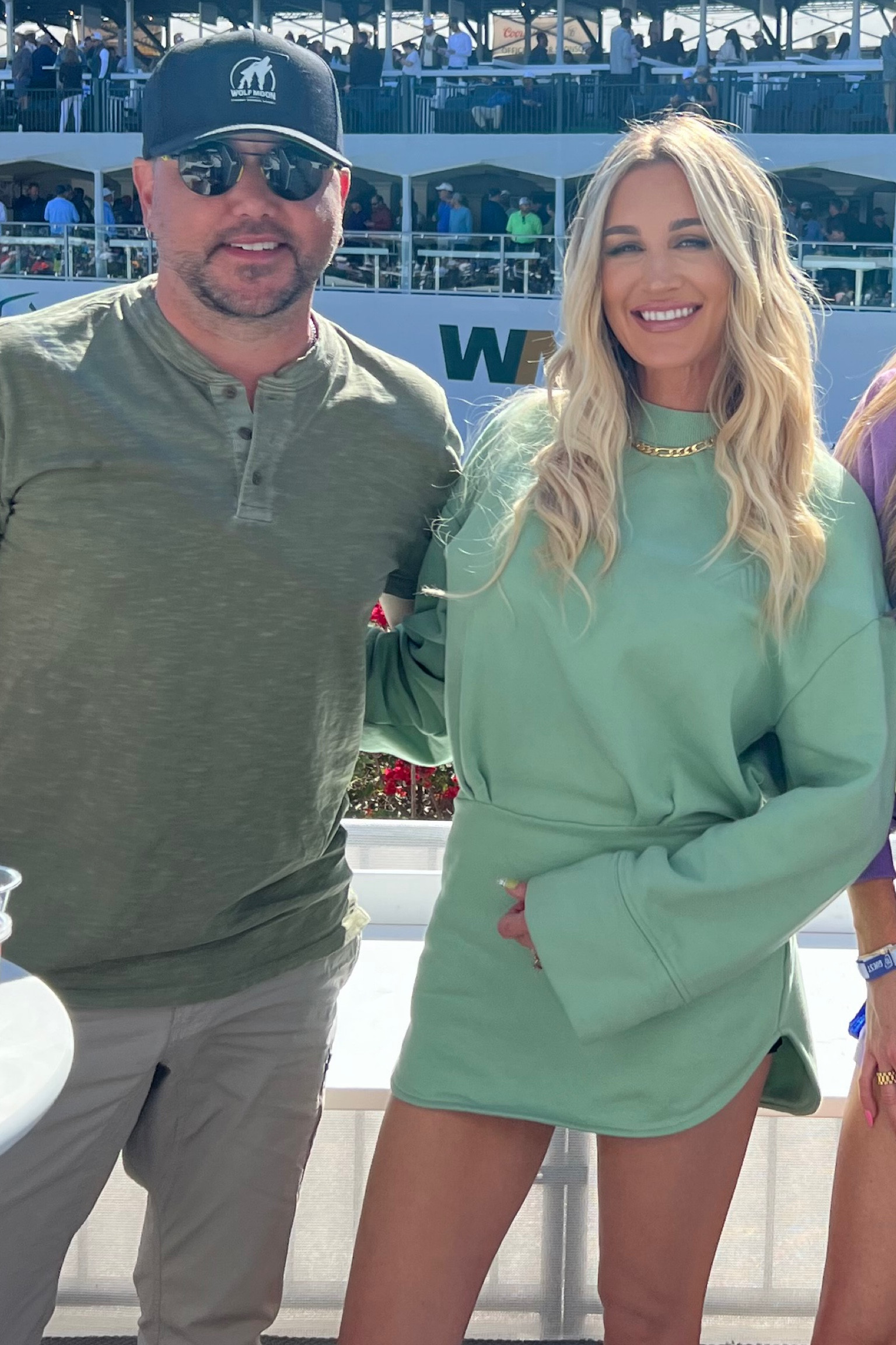 When you want to be comfy but still cute. The Attico sweatshirt dress is the perfect outfit for a day at WM. 

dress l comfy dress l sweatshirt dress