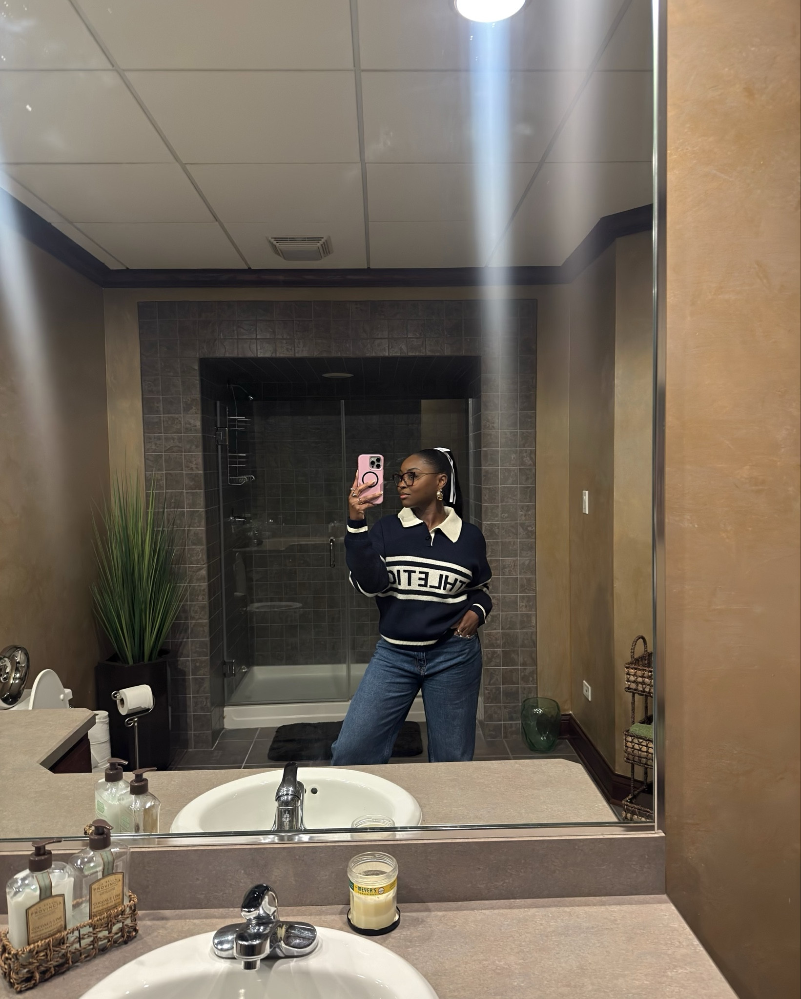 Varsity vibes for Friendsgiving 💙 

friendsgiving outfit, varsity sweater outfit, homecoming party outfit, navy blue sweater aesthetic, cute fall outfit ideas, dark wash jeans outfit, cozy fall fashion, hair bow hairstyle,  fall looks, casual holiday outfit, winter outfit inspo

#LTKCyberWeek