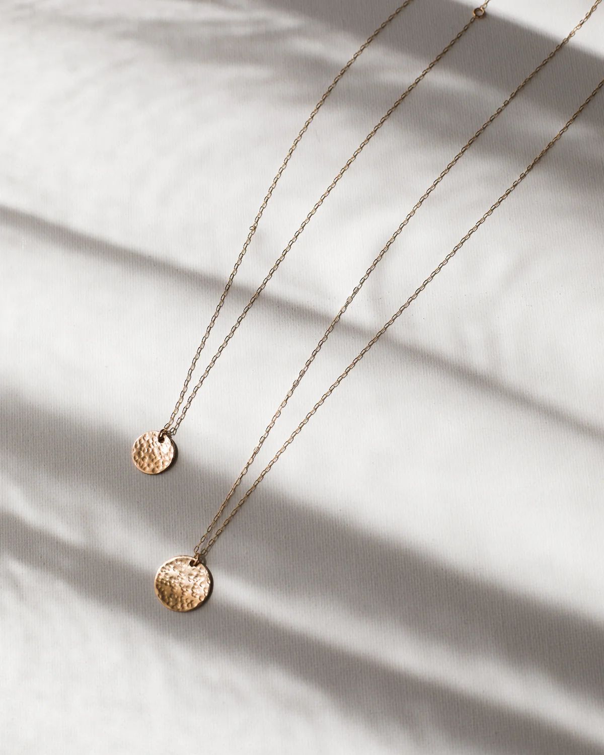 THE HAMMERED COIN NECKLACE - GOLD1/2 Small | Stylin by Aylin