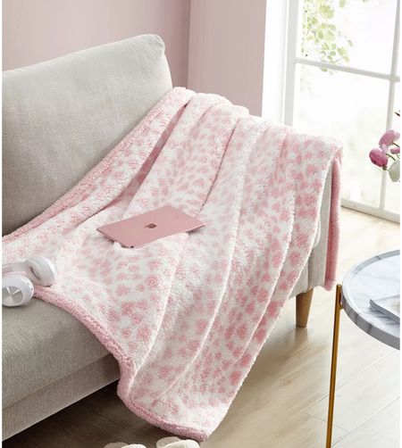 VALENTINE’s DAY  PINK HEART THROW BLANKET ON SALE! 

$31.19 with code: HOME ❤️

#LTKhome #LTKSeasonal #LTKSale