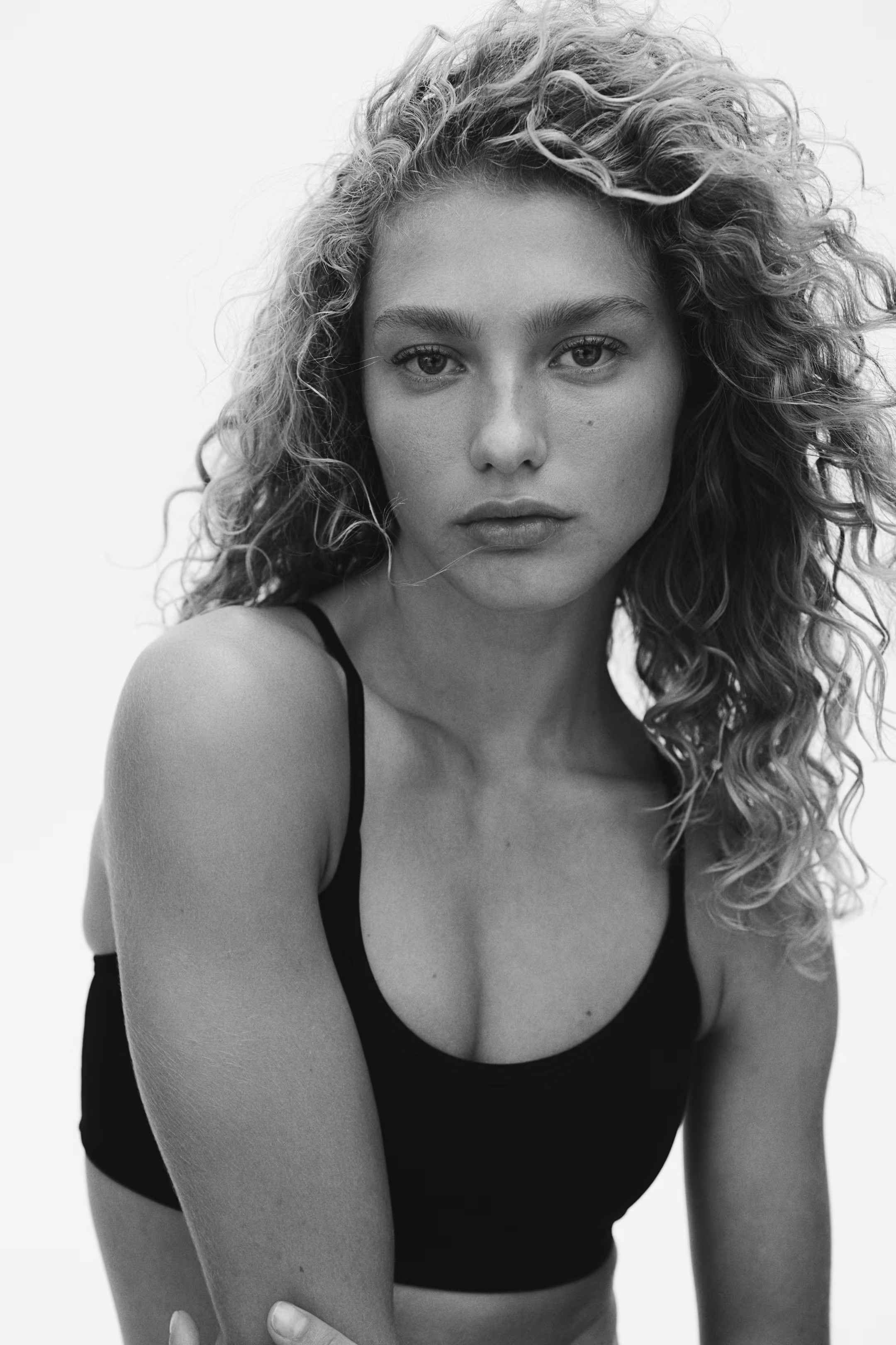 - Light Support Sports Bra with DryMove™ - Black - Ladies | H&M US | H&M (US + CA)