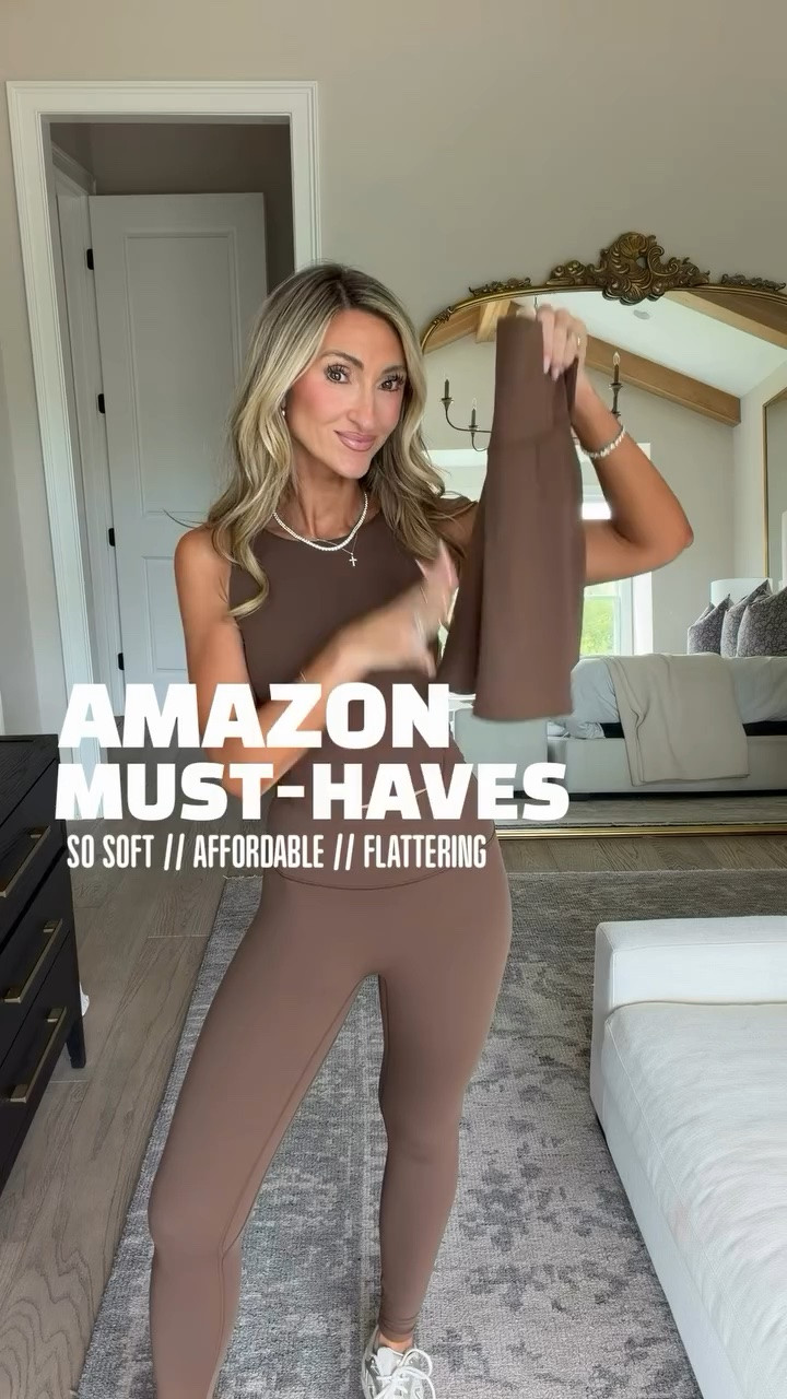 Comment BEST to shop 🤎✨ activewear that looks and feels way more designer!!

Come in more colors and so comfy!

Best leggings, no front seam leggings, comfy leggings, mom life, mom style, school drop off #activewear #chocolatebrown