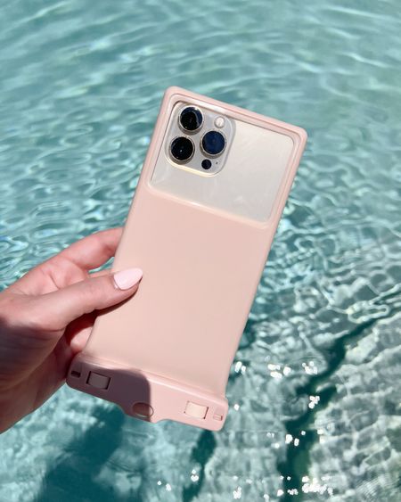 Waterproof phone pouch so you don’t have to worry about damaging your phone! You can take pictures underwater and are still able to use your phone while the case is on. Summer must-have! 

Amazon finds, vacation, pool bag essentials, phone case, beach bag, fancythingsblog 

#LTKTravel #LTKSwim #LTKFindsUnder50