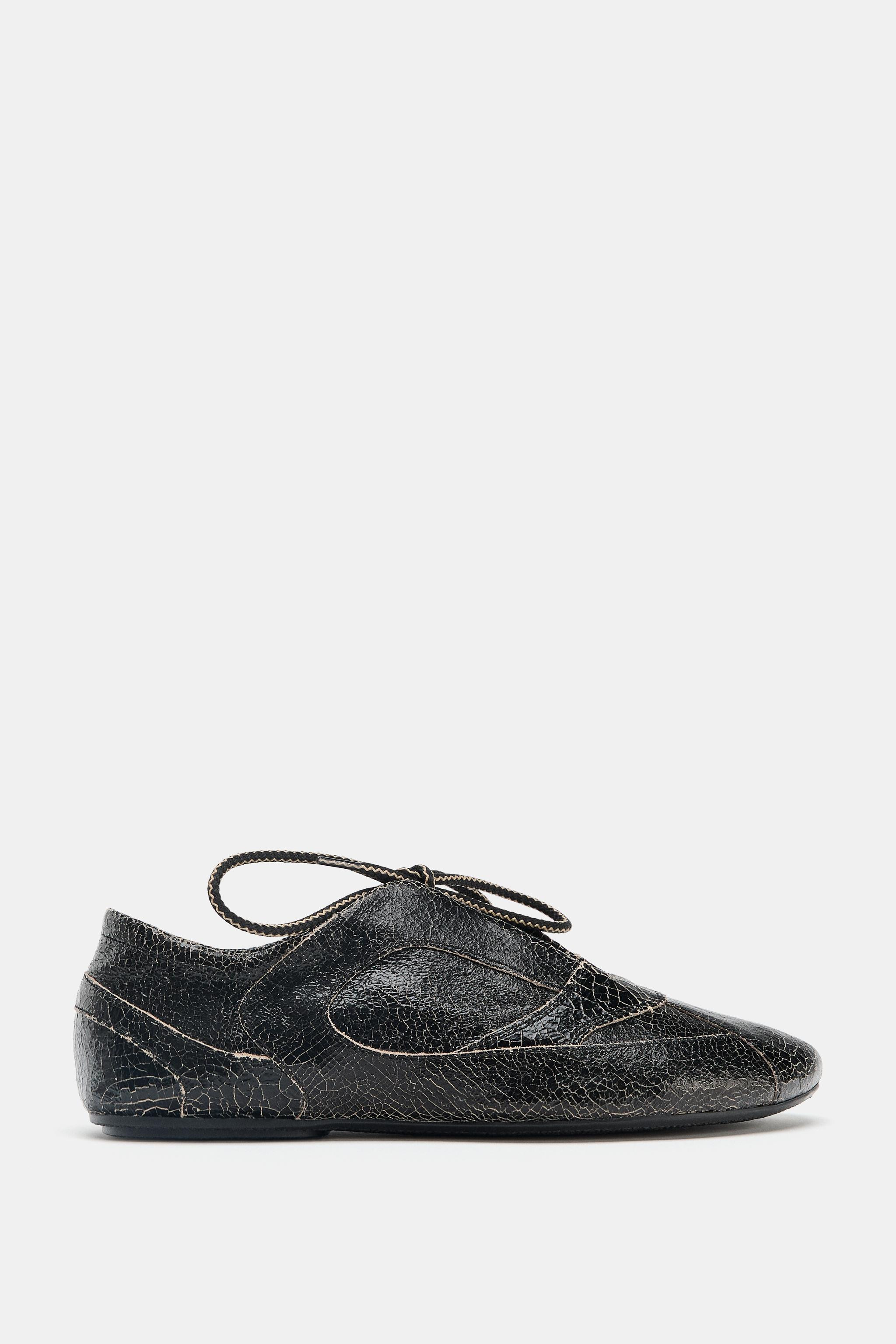 DISTRESSED LEATHER SHOES | Zara Canada