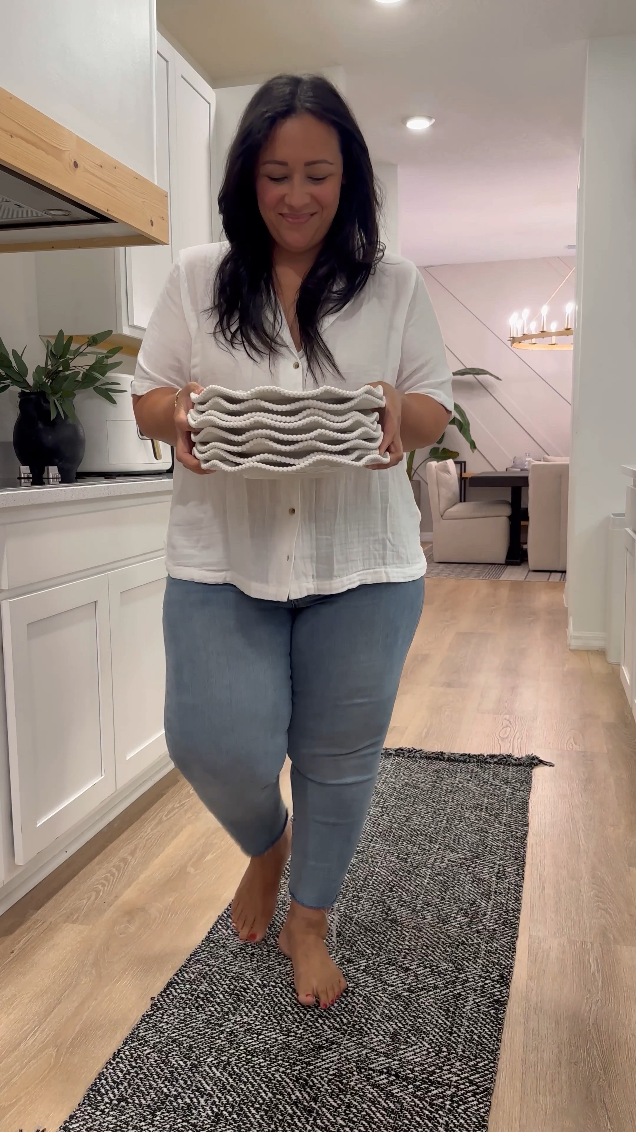 The prettiest scalloped dinner plates from Amazon 💫

Home
Home decor
Kitchen finds
Scalloped plates 
Hosting 
Pretty dishes
Pretty dishware


#LTKHome #LTKVideo #LTKSaleAlert