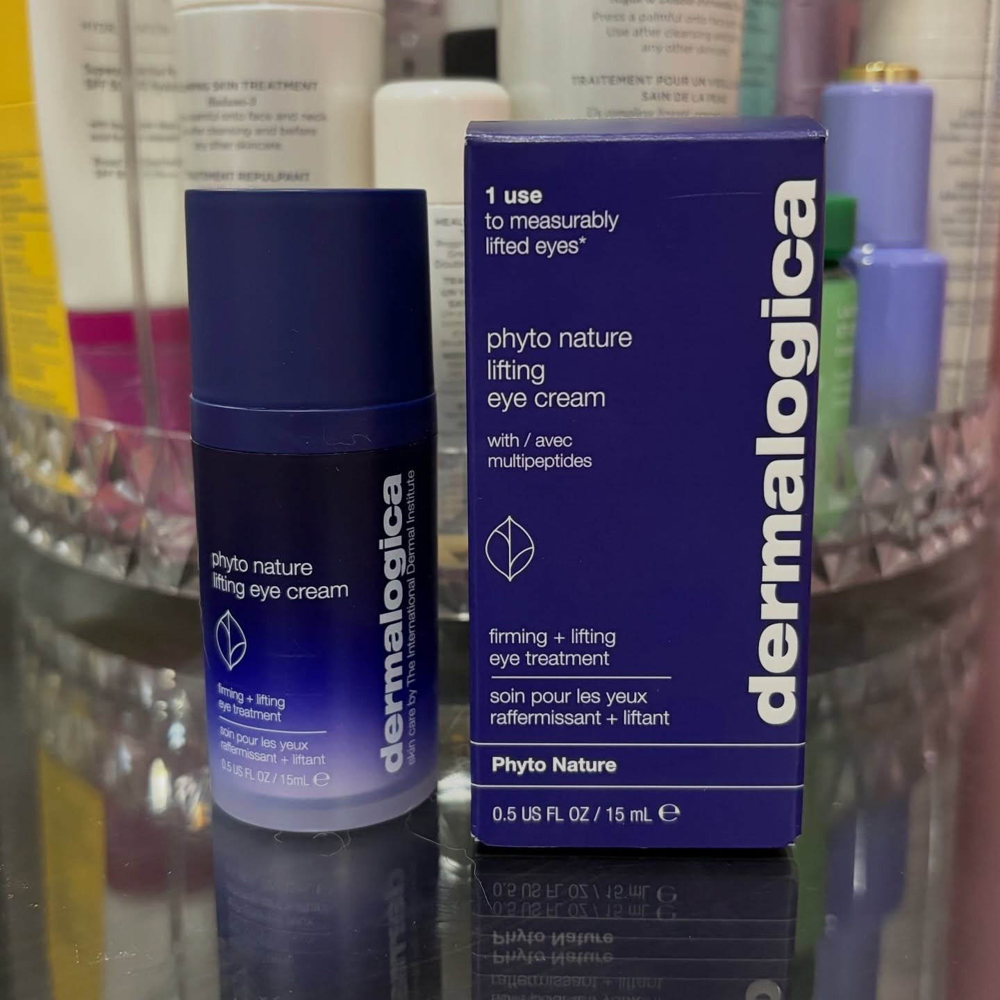 ⭐️PROUCT REVIEW⭐️

This product was gifted to me by @dermalogica and @skeepers_us in exchange for my honest review.

The Dermalogica Phyto Nature Lifting Eye Cream is meant to help provide a lifted look and visibly reduce signs of aging. This is a lightweight cream that absorbs easily into skin. The texture is very silky smooth and feels really nice when applying. It feels really comfortable and leaves under eyes feeling hydrated. I definitely notice a difference when I use this, it immediately plumps skin leaving under eyes looking lifted and refreshed.

#dermalogica #eyecream #productreview #skeepers #ugc