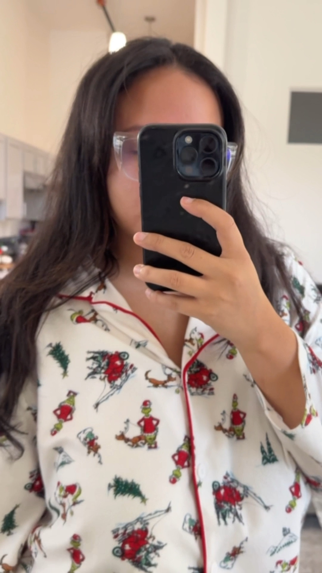 Grinch PJs

#LTKSeasonal #LTKGiftGuide #LTKootd