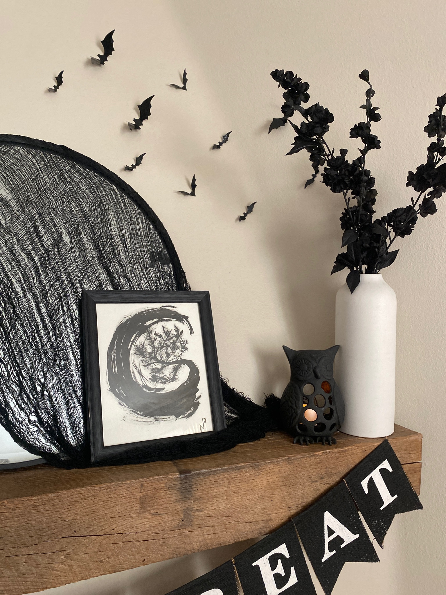 You can still order in time… 🦇 



#LTKHoliday #LTKHalloween #LTKVideo