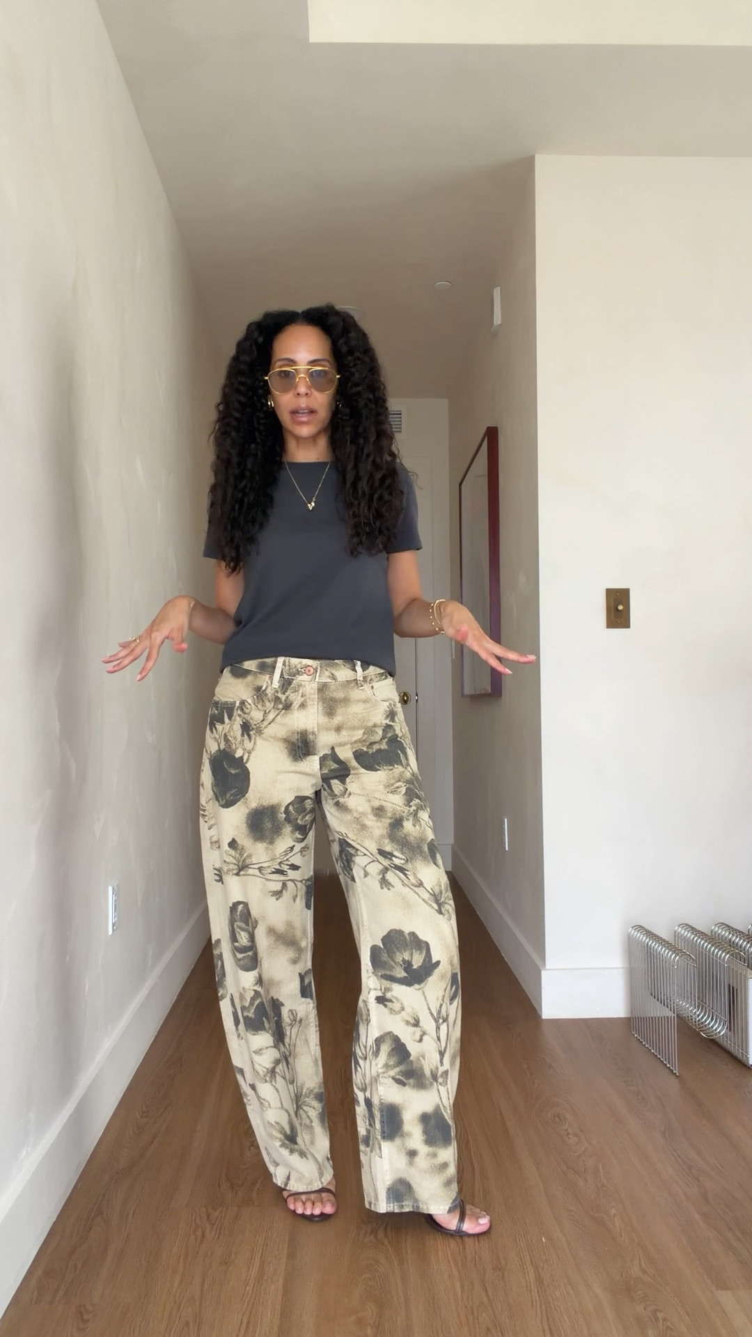 ZARA statement pants for fall! Love this muted floral print