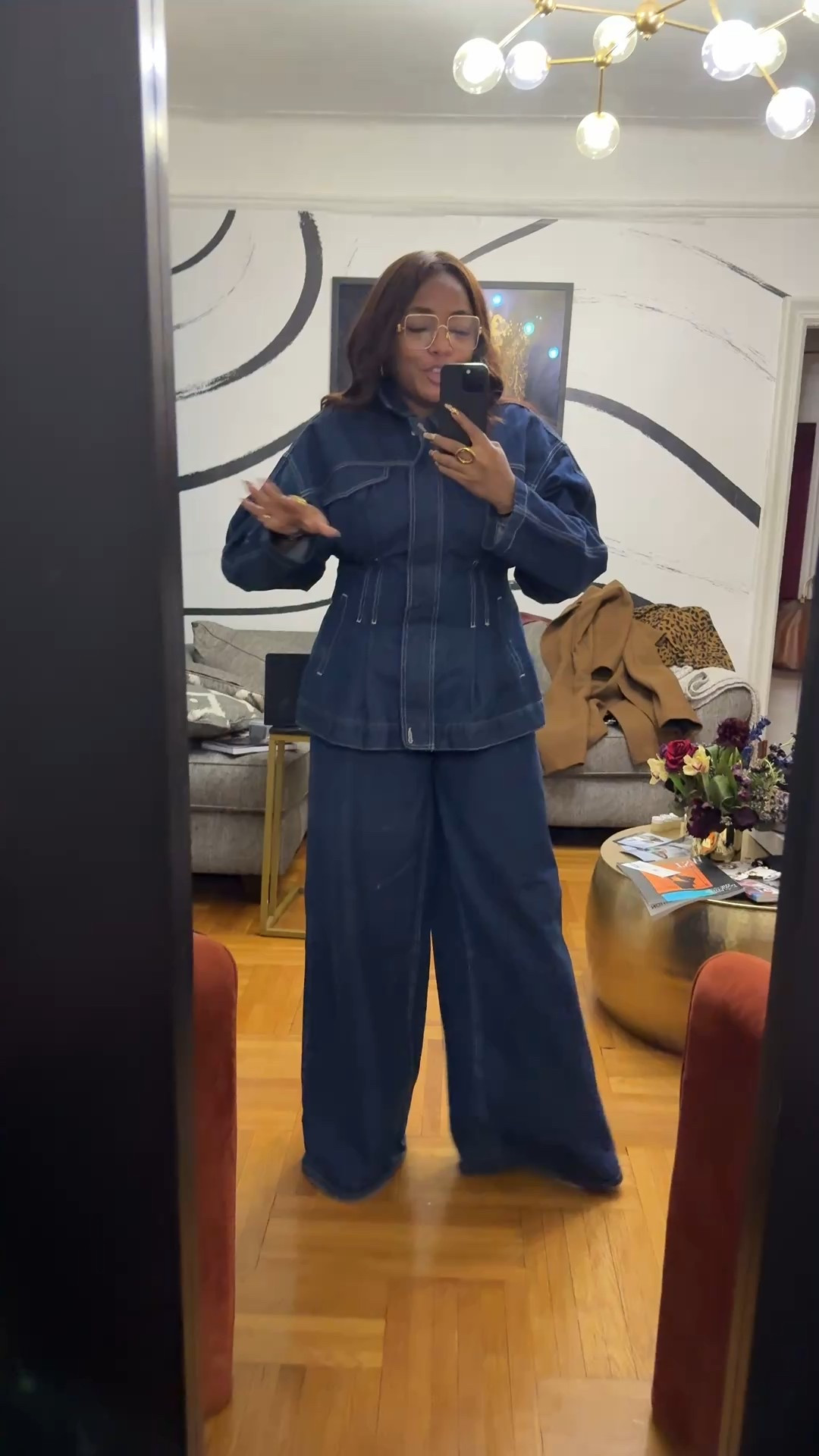 Denim just filed for a promotion.

I love a good monochrome moment, especially when it’s denim with structure. The jacket pulls everything together while the wide-leg pants keep it relaxed but polished. Effortless, confident, and just elevated enough to read like intention — not effort.

Style tip:
Go monochrome with texture and shape. When your denim has structure, you can keep everything else minimal and still make impact.

#LTKWorkwear #LTKFindsUnder100 #LTKActive