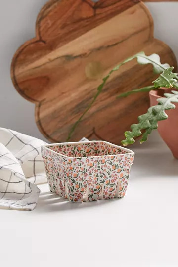 Berry Colander Dish | Urban Outfitters (US and RoW)