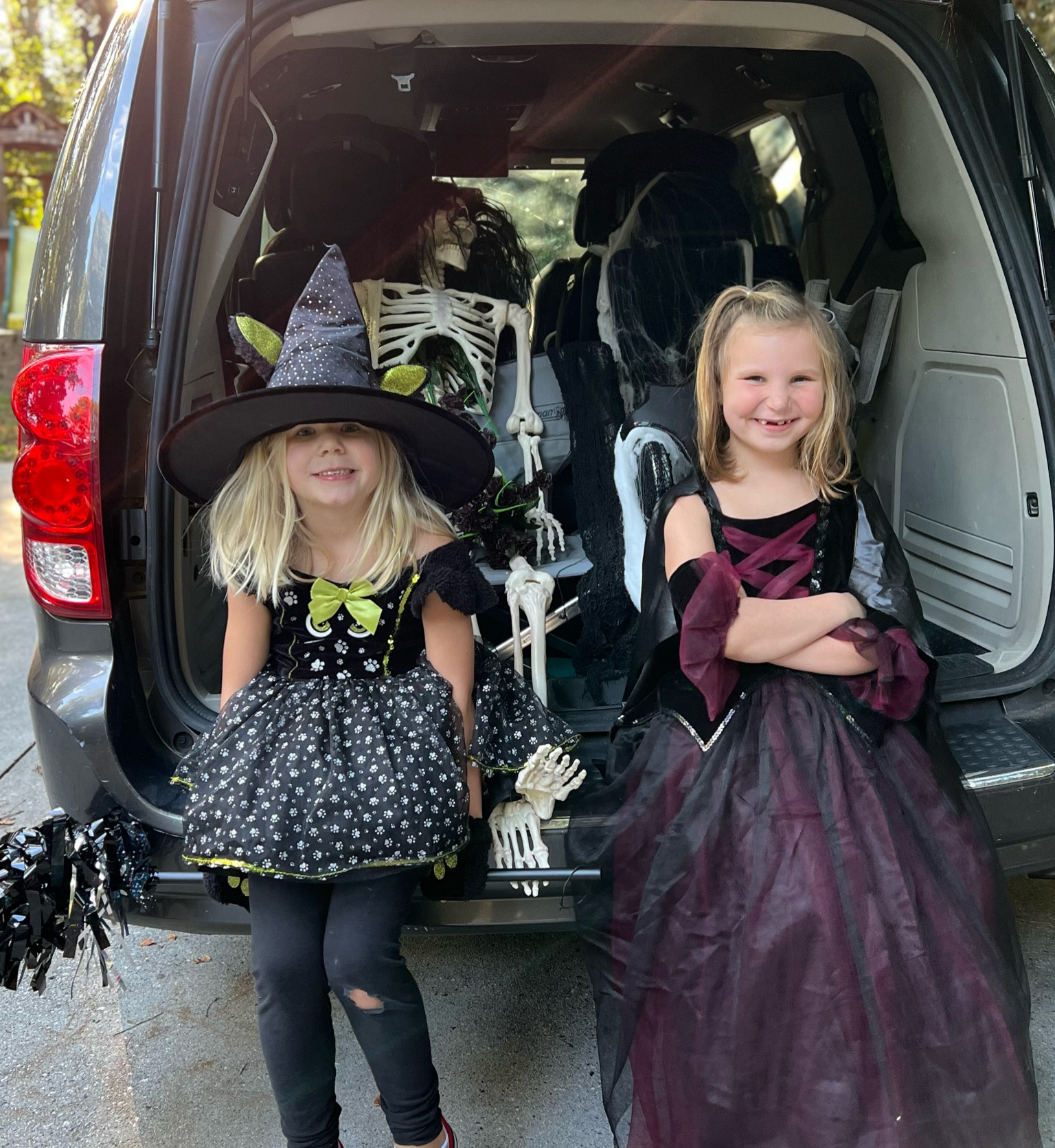 Last minute Halloween costumes for the whole family!!! These kids loved the options - I’m linking them here, all from Walmart! 

#walmartpartner @walmart

#LTKkids #LTKHalloween #LTKfamily