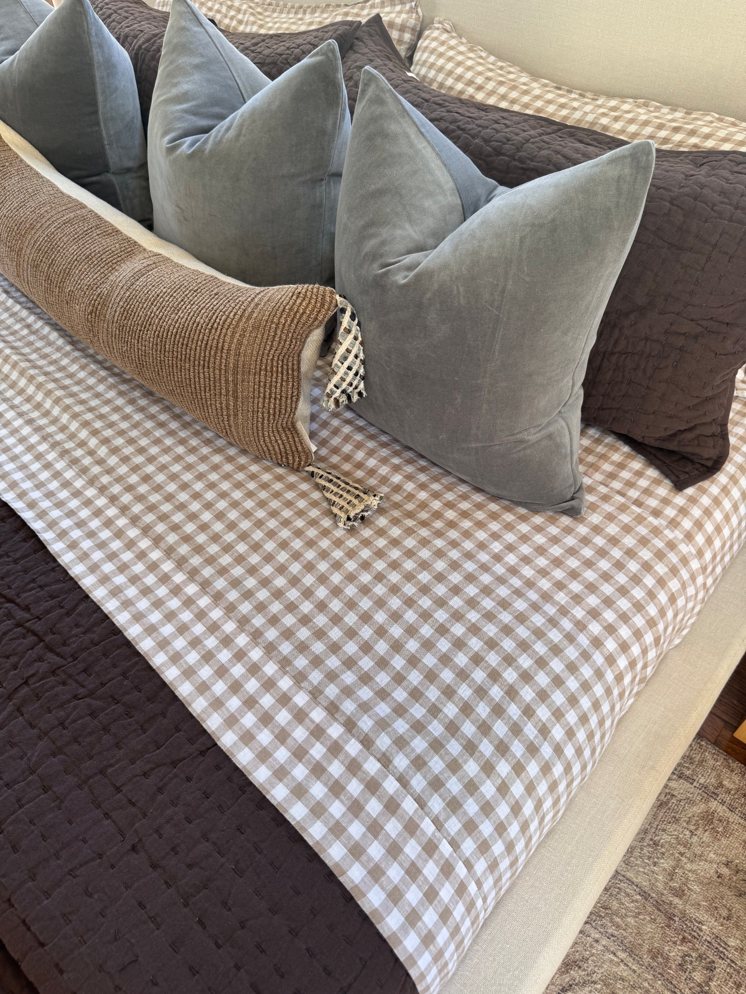 Few things feel more spring like to me than linen & gingham. I’m loving swapping out sheets to make our home feel refreshed for the different seasons or even my mood.

I got these linen sheets in stripe a few months back & love them so much I wanted a second set. A few sets of sheets allow me to be more efficient because I always have a clean set ready to go on without waiting hours on laundry with an unmade bed. Which we know I don’t do well with! I usually make all our beds first thing in the morning. I just don’t feel like my day is truly off to a good start without it.

This quilt is the perfect layering piece in the cooler months or to use on its own when it warms up. It comes in so many colors! I have a similar one from the same brand on Emmett’s bed, too. Everything is from @onequince & is linked here! @shop.ltk #quincepartner #liketkit