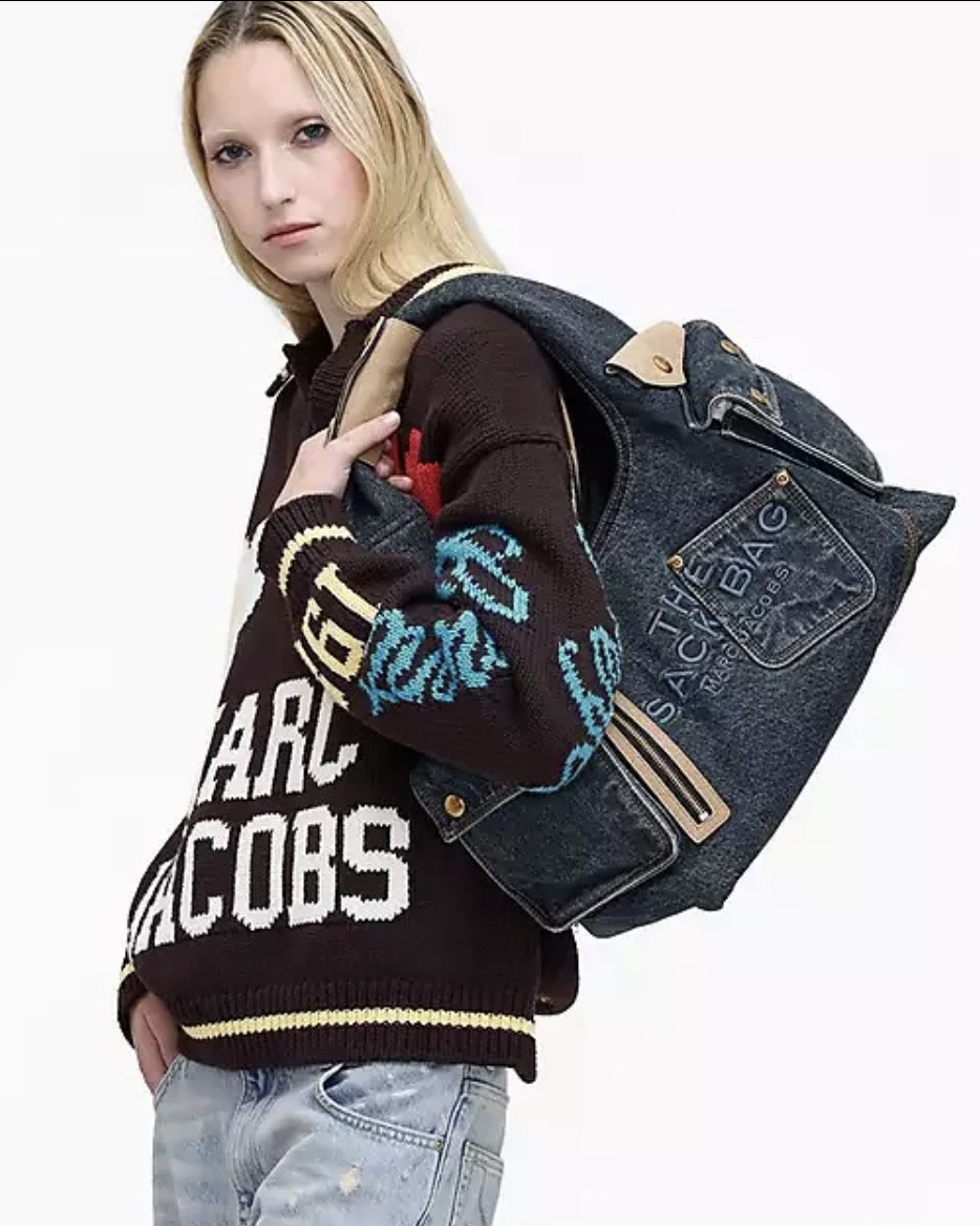 New Denim Cargo Sack Bag by Marc Jacobs. I love the side pockets to organize all your items, and the large interior can hold so many items. Great hobo-like bag. #new

#LTKValentine #LTKmomlife