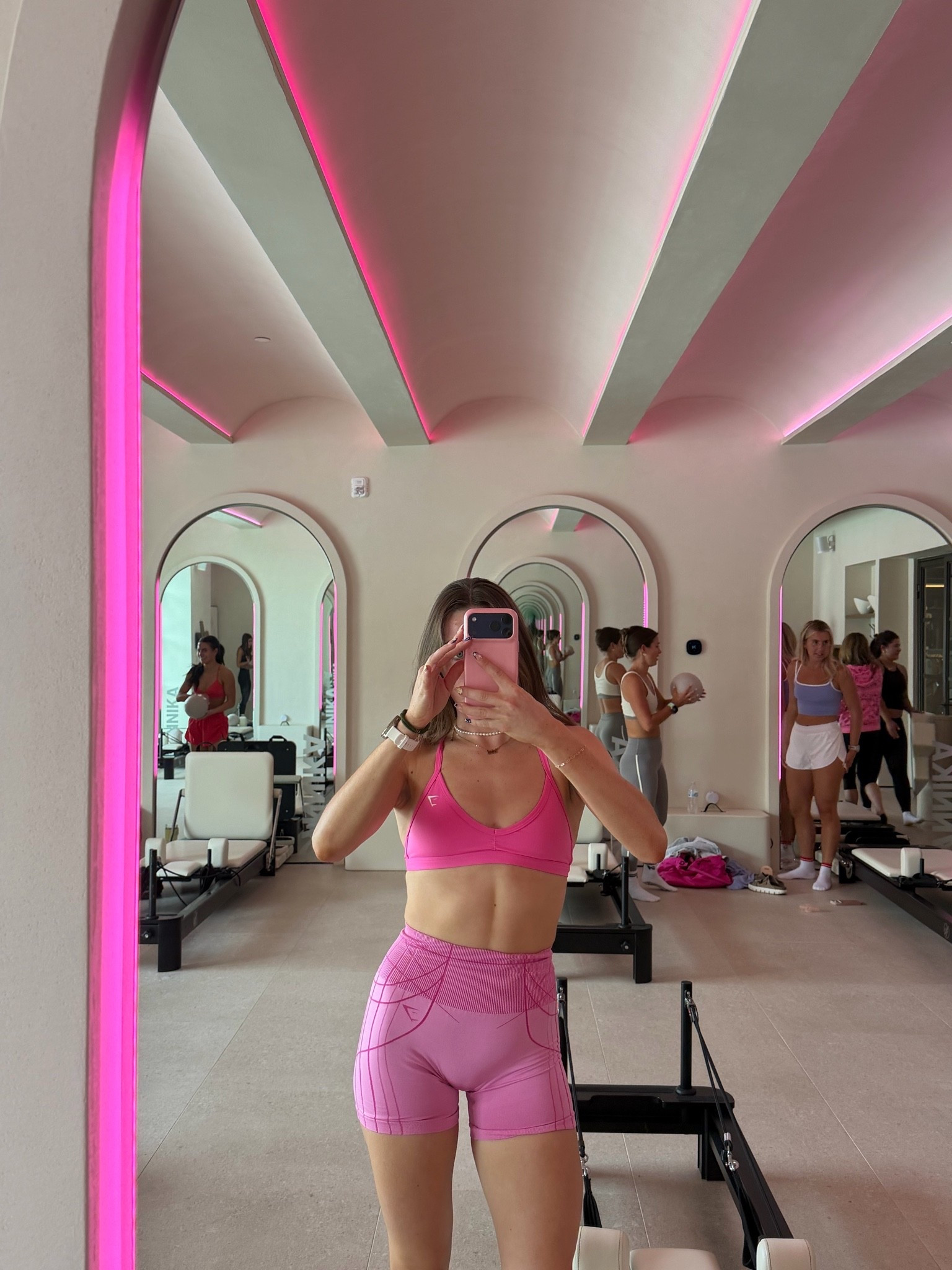 gymshark pink items that i love !!!

#LTKfitnessgoals #LTKActive