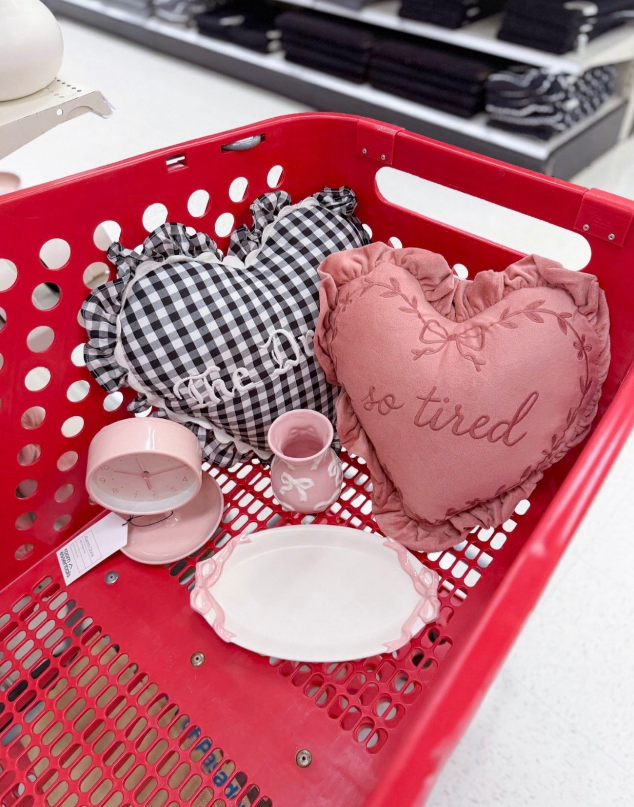 The cutest new collection from Room Essentials at Target! Linking lots of the new pieces! 


#target #targetfinds #roomessentials #newcollection #targethome 

 #LTKHome
