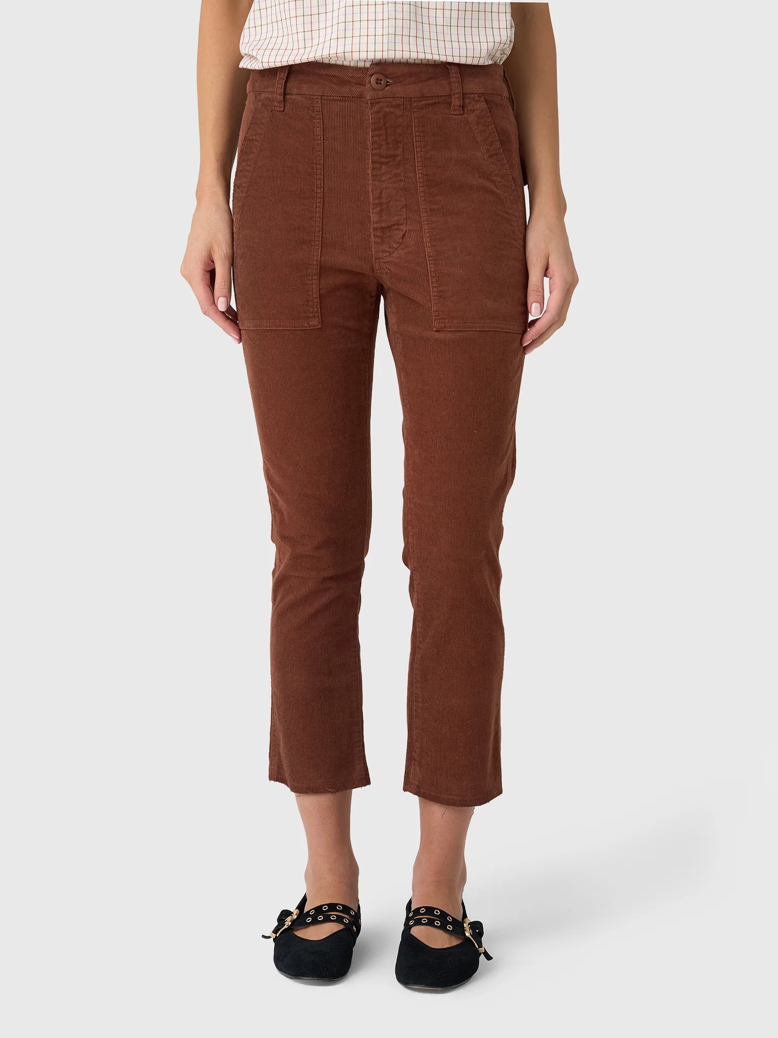 AMO
                      
                     Women's Corduroy Easy Army Trouser | Saint Bernard