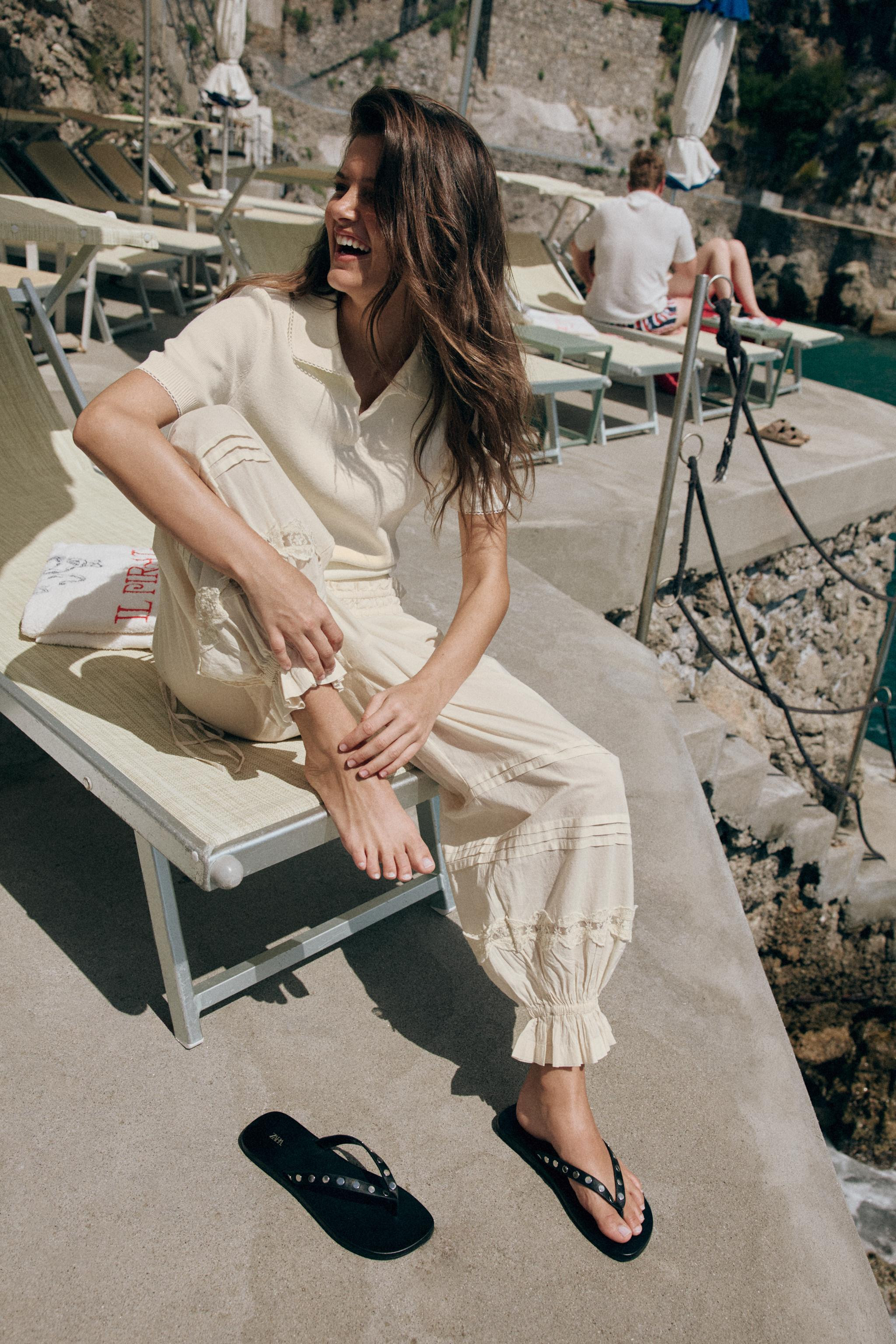 STUDDED LEATHER SLIDE SANDALS | Zara US