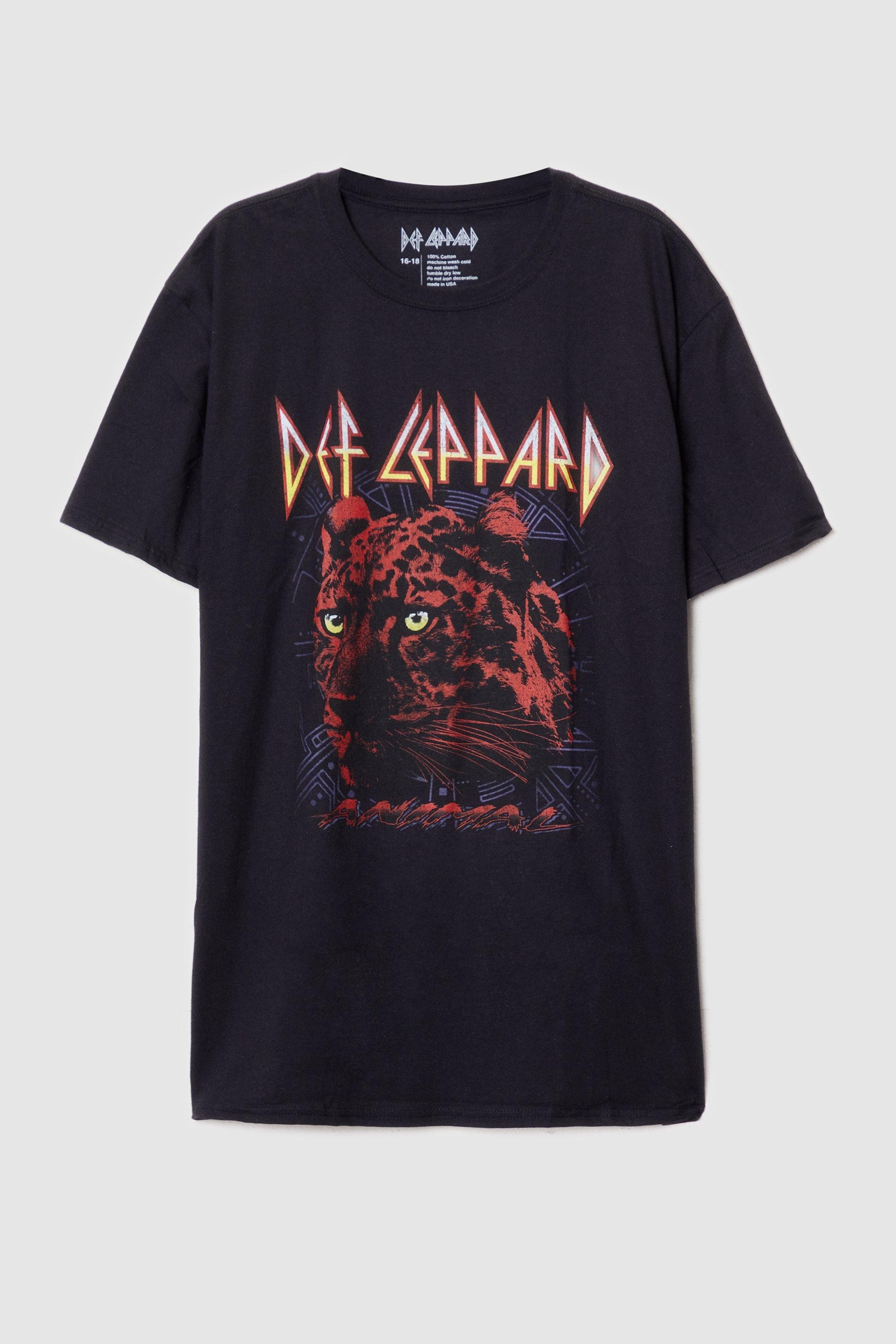 Def Leppard Plus Graphic Band Tee | NastyGal (US & CA)