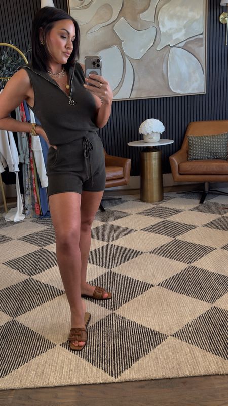 Cute little romper. 

I’m in a small. 
I’m 5’2, 130 lbs, 34 DD, 25 in waist

Code “LEXIE” to save on Miranda Frye pieces! 


#LTKover40 #LTKfindsunder50 #LTKstyletip