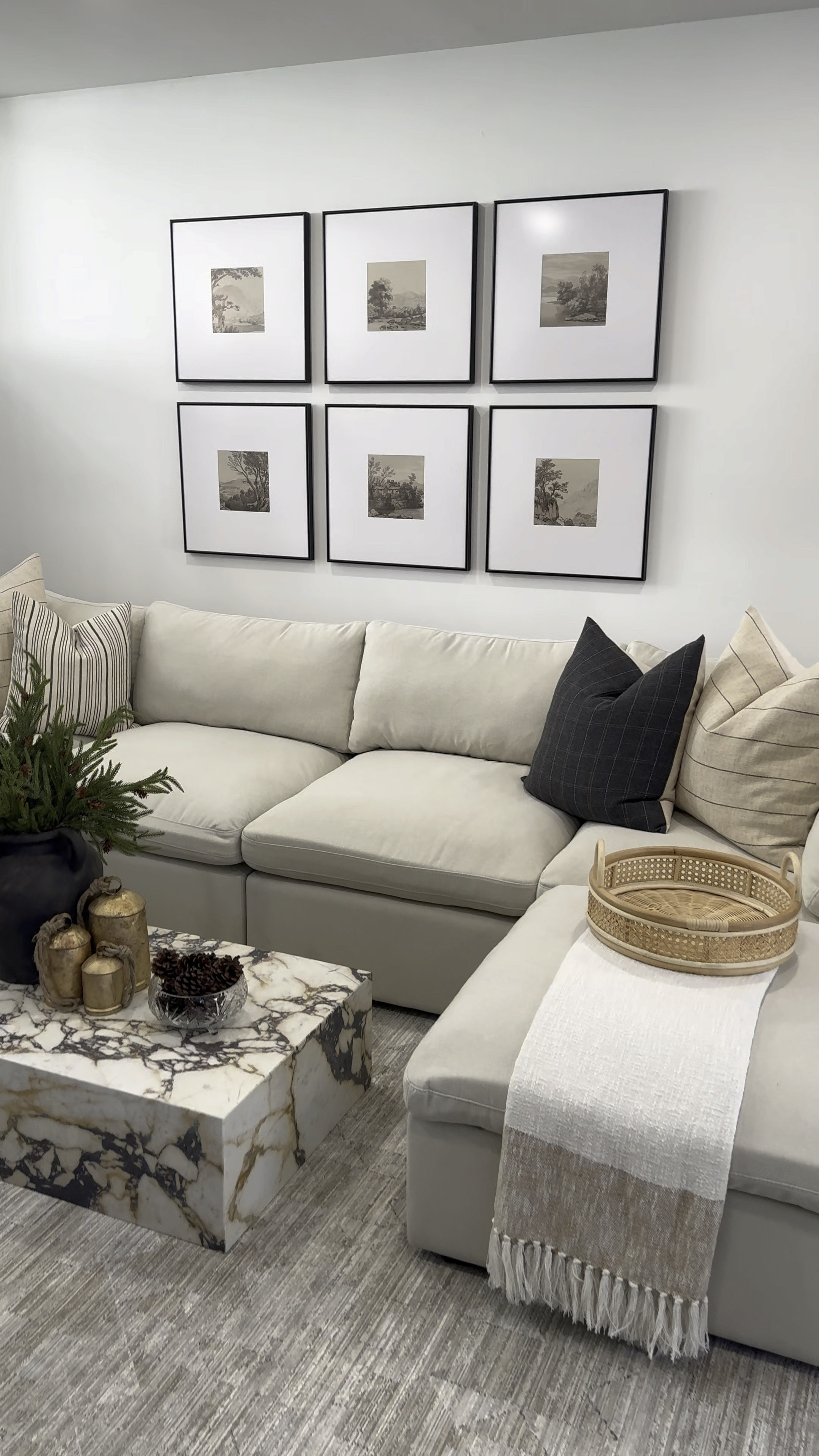 Shop my neutral, modern gallery wall!

#gallerywall #artwork #customizedframes #livingroomartwork #homefind #livingroomdecor #art

#LTKHome