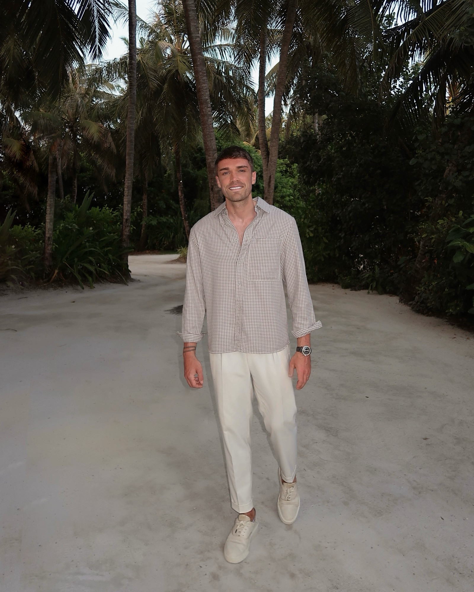 Simple mens outfit. These trousers are such a good investment btw, I wear them ALL the time. Perfect if you’ve got a holiday coming up or you could easily wear this in the uk (just add socks lol). 

#LTKmens