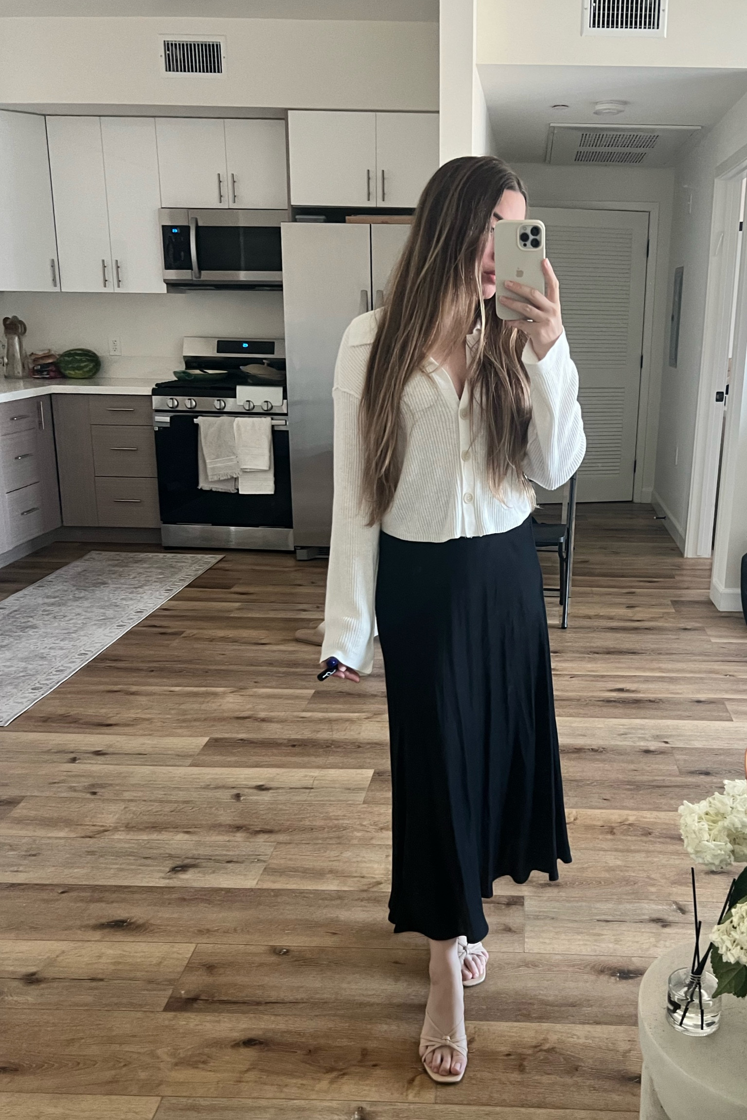 Outfit of the day 


Slip skirt, satin skirt, cardigan, sandals, Nordstrom sale, strappy sandals, summer outfits, date night

#LTKshoecrush #LTKxNSale #LTKunder100