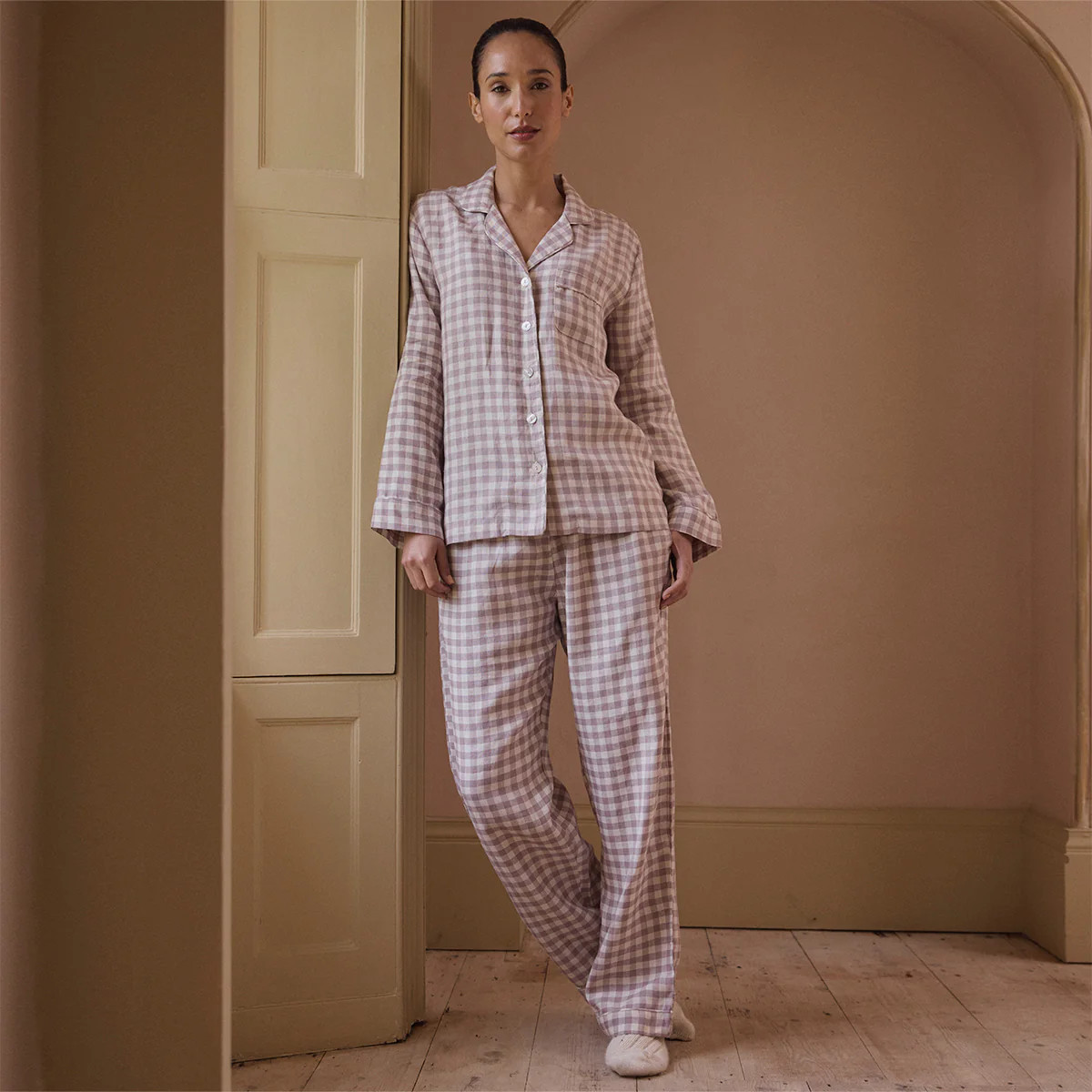 Elderberry Gingham Linen Women's Pyjama Shirt | Piglet
