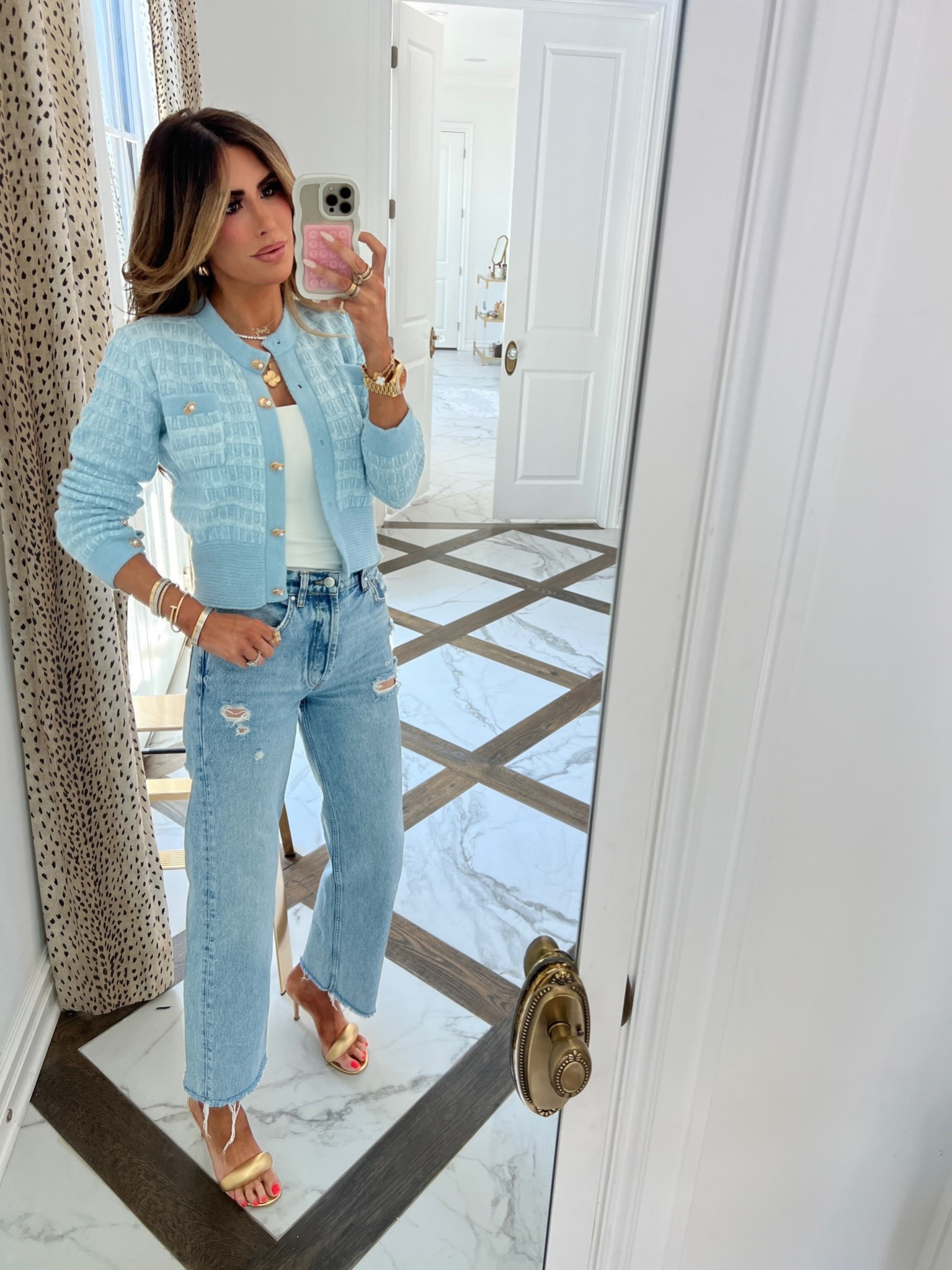 Wearing a size small in this blue cardigan and wearing a size 25 in jeans! 

Fall outfits, Cardigan, Blue cardigan, Amazon cardigan, Amazon finds, Amazon fashion, Anine Bing jeans, Dinner outfit, Date night outfit, Emily Ann Gemma

#LTKSeasonal #LTKootd