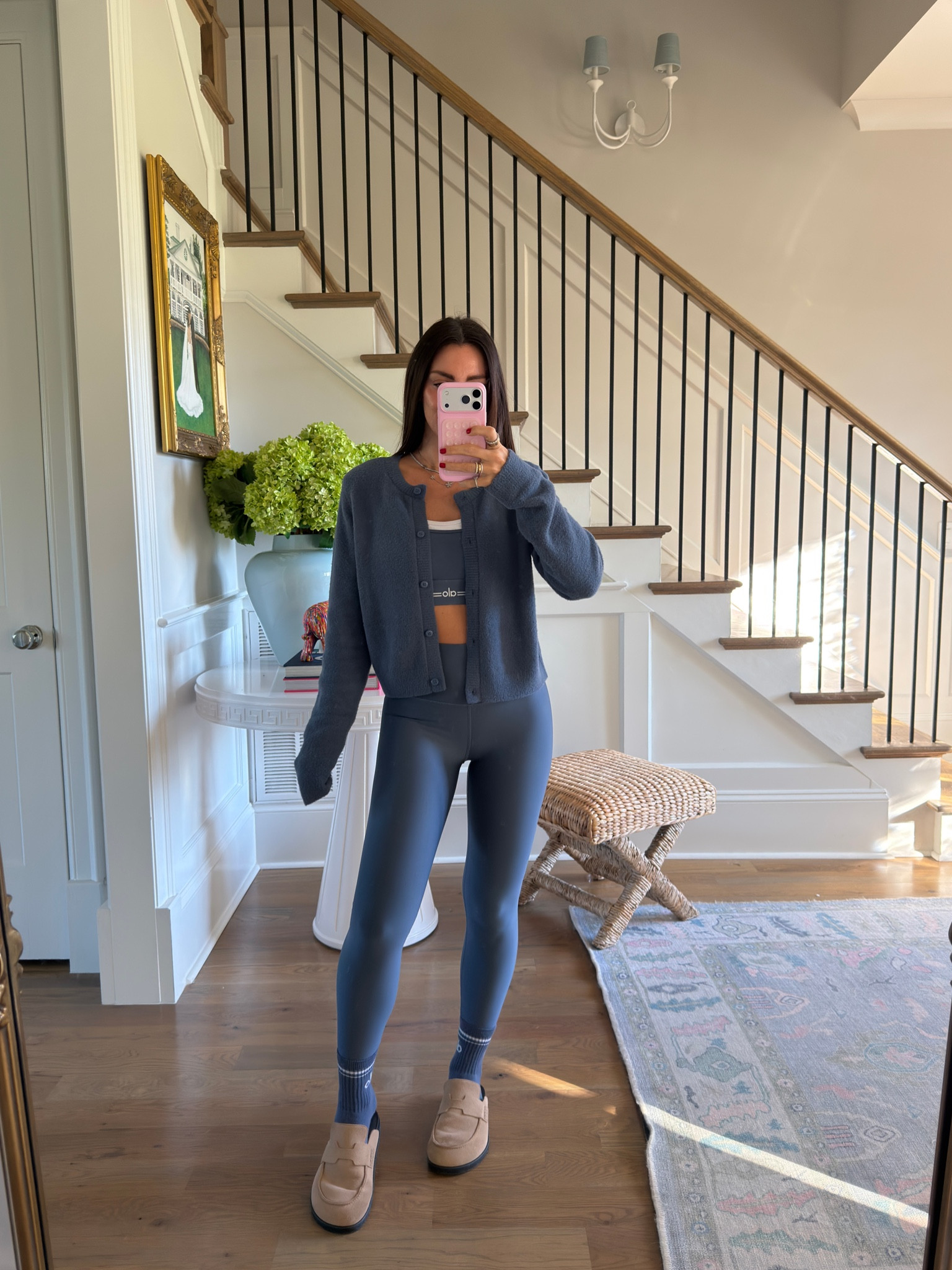 New Alo set 🤍🪩 

#LTKSeasonal #LTKActive #LTKPetite