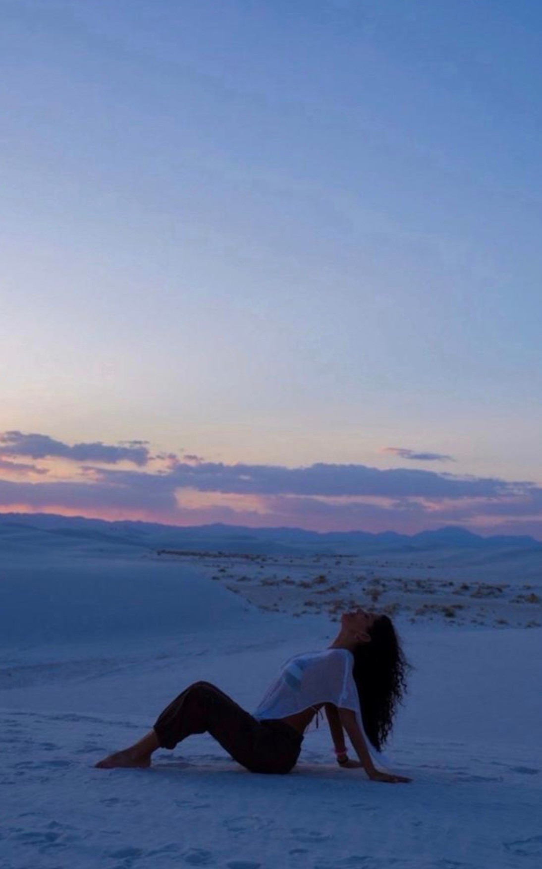 ✨ Chasing sunsets, quiet moments, and the kind of views that stay with you long after you leave. There’s something magical about slowing down and taking it all in. 🤍🌅

#travelstyle #desertviews #sunsetvibes #wanderoften #vacationmode #exploremore #natureescape #adventurestyle #travelinspo #getoutside #peacefulplaces #weekendgetaway #beautifuldestinations #everydaymagic #travelmoments

#LTKdayinmylife #LTKSeasonal #LTKTravel