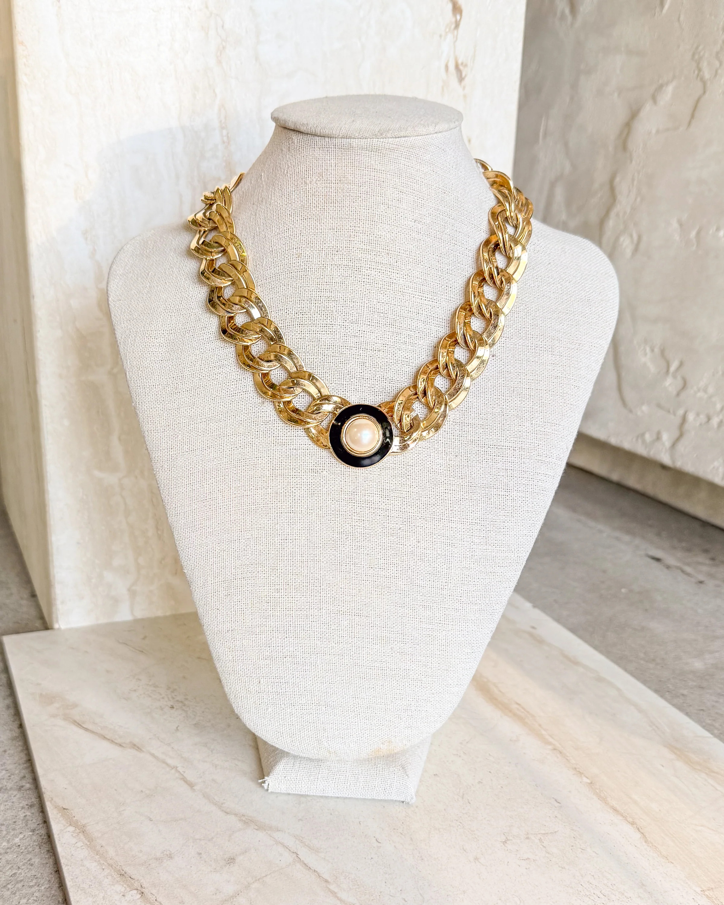 Vintage Signed Gold Tone Chunky Pearl Enamel Necklace | Care Tucker