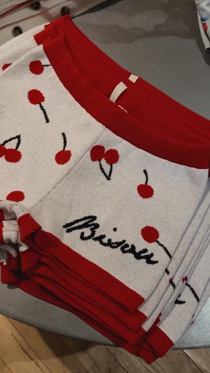 Valentine’s Day gifts
Valentine’s Day
Sweater dress
Bra


#LTKSeasonal #LTKValentine #LTKHome