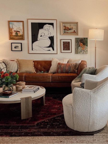 Throw pillows ✨
-
Home decor. Living room decor. Pillow cover  

#LTKfindsunder50 #LTKhome
